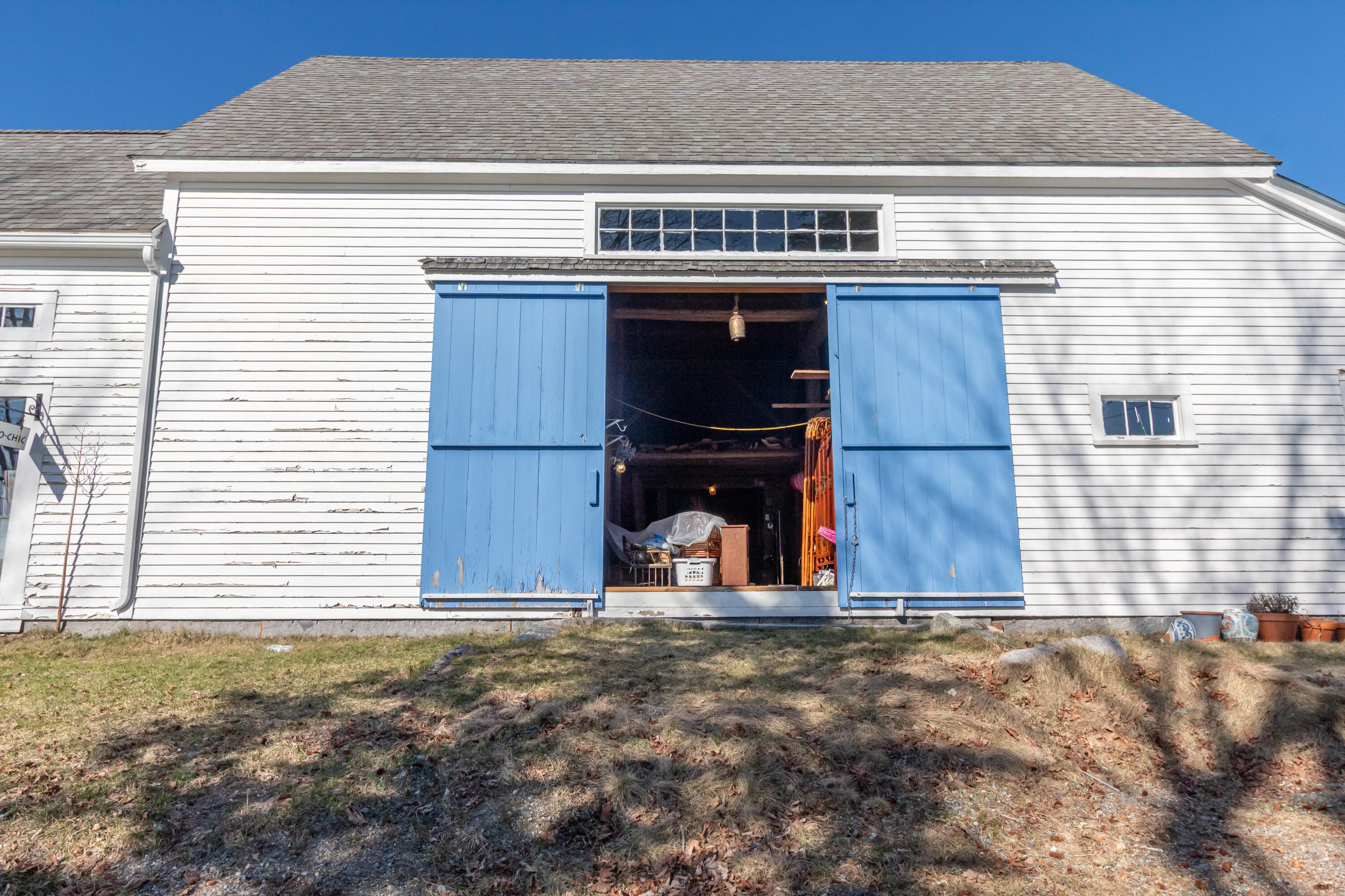 main property photo 70