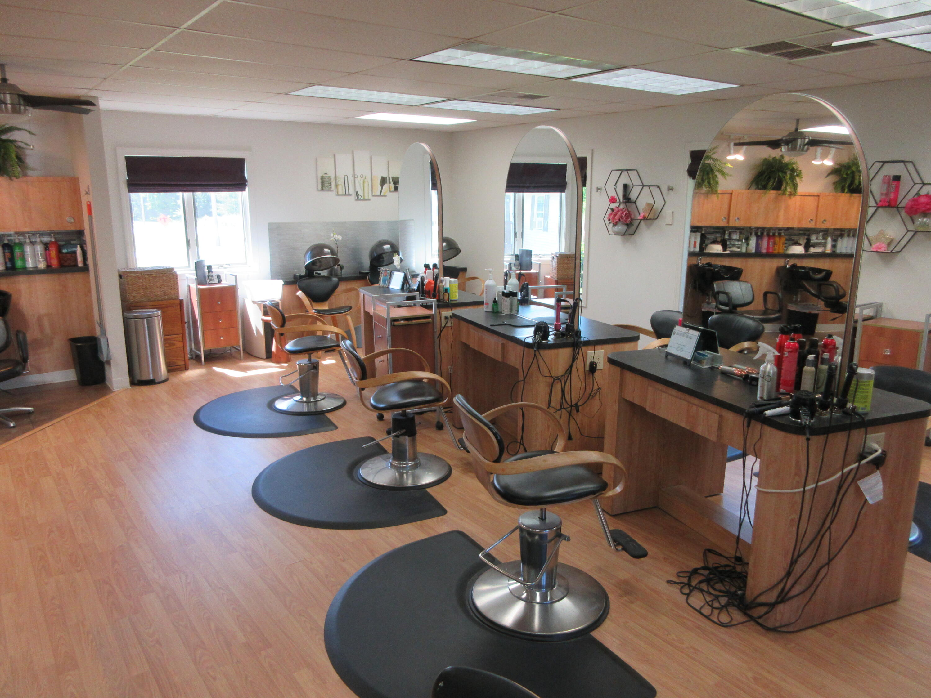 main property photo 17