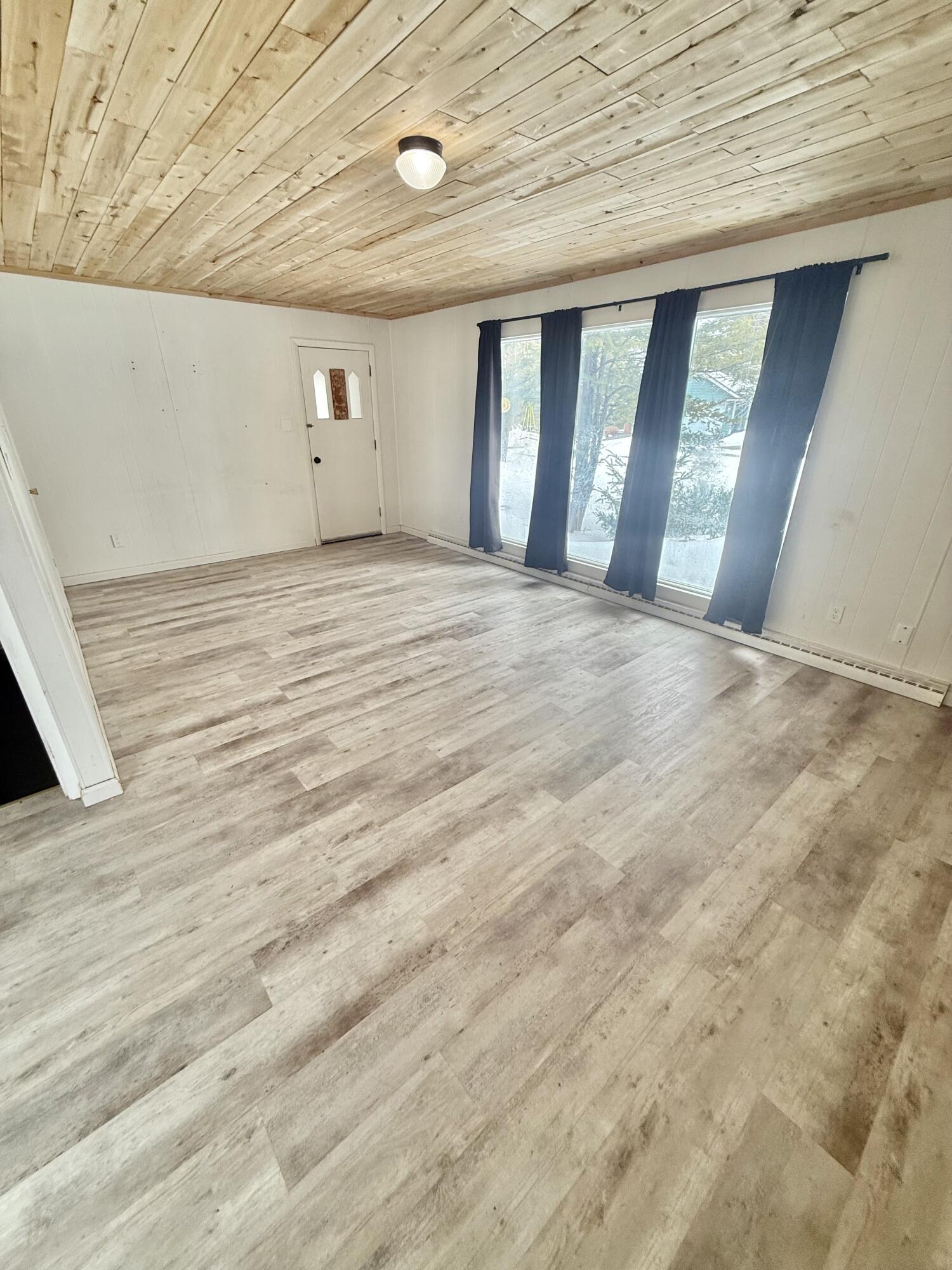 main property photo 75