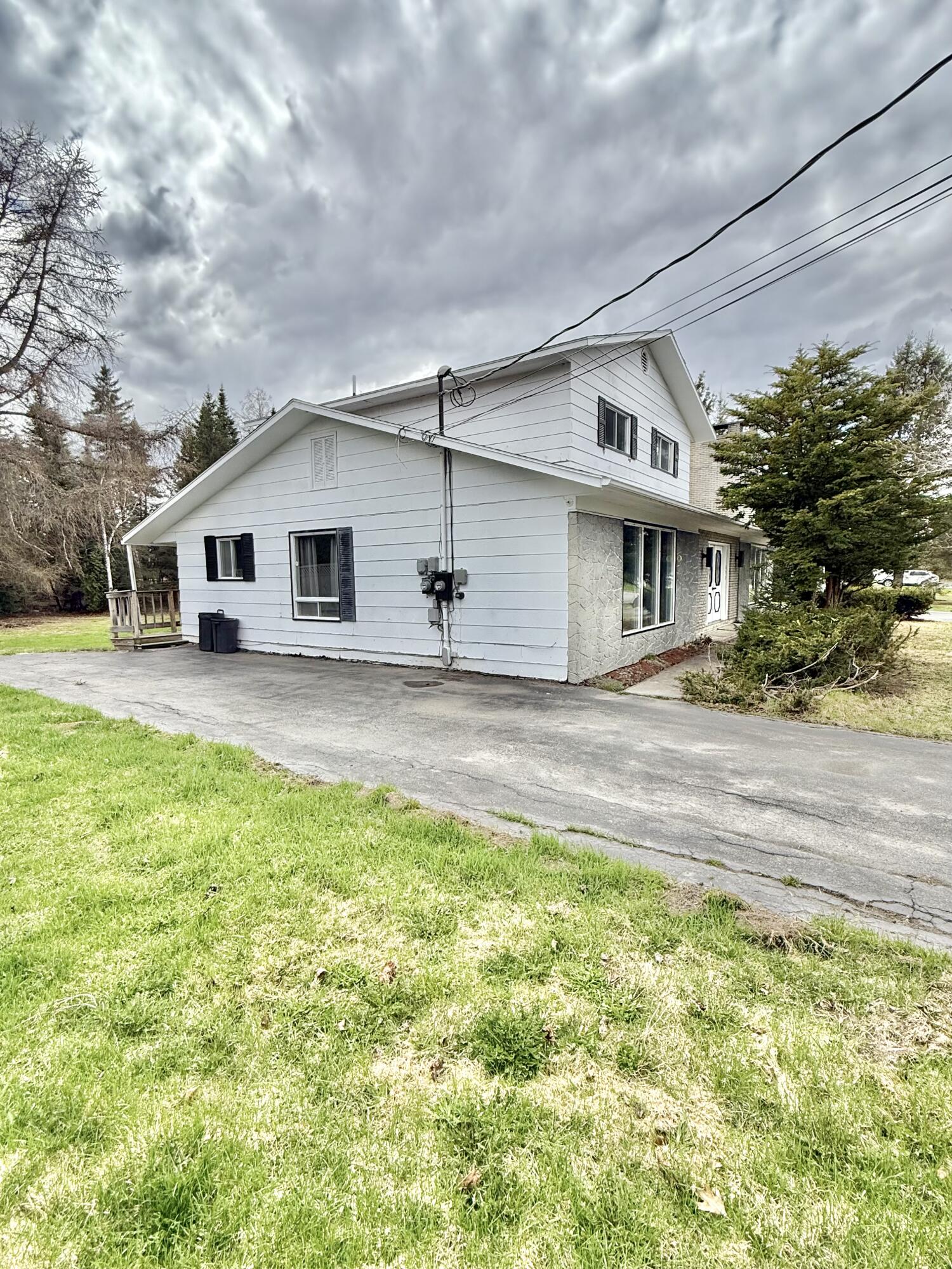 main property photo 94