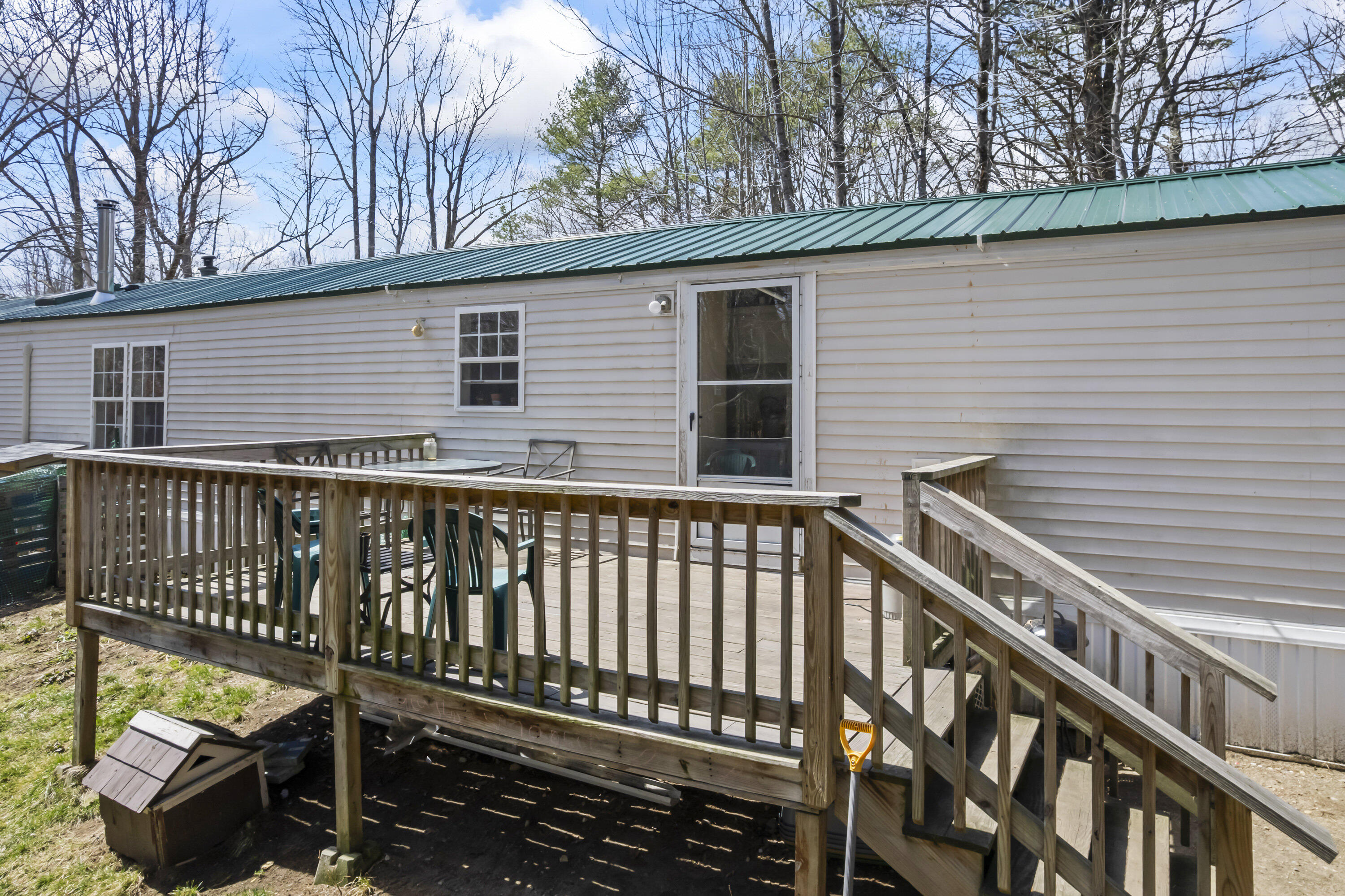 main property photo 37