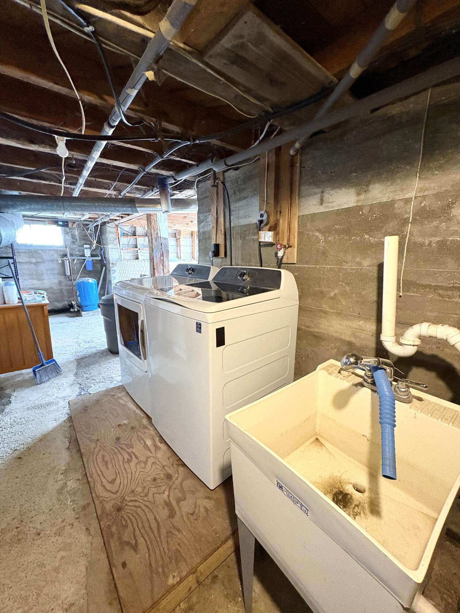 main property photo 55