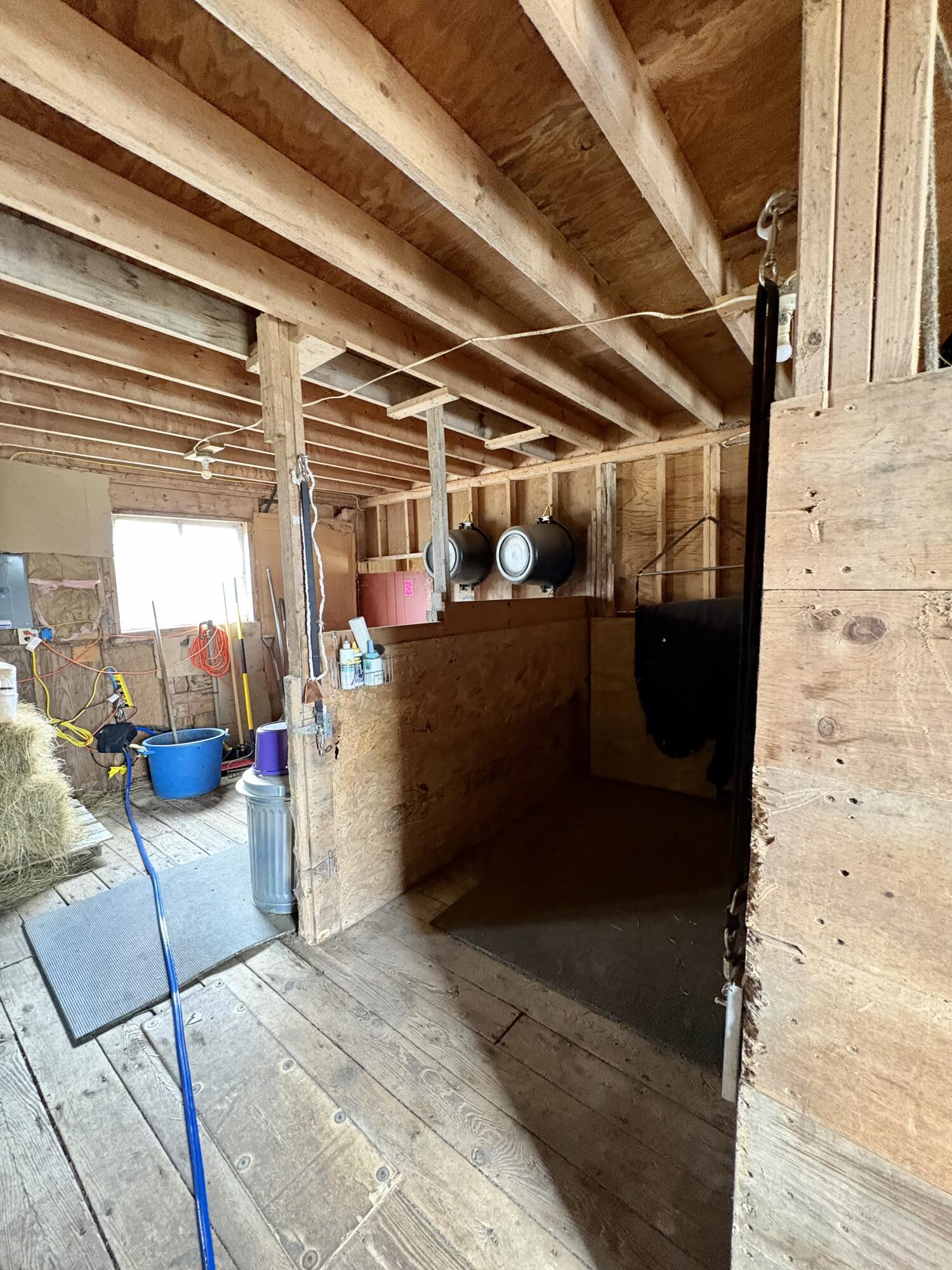main property photo 70