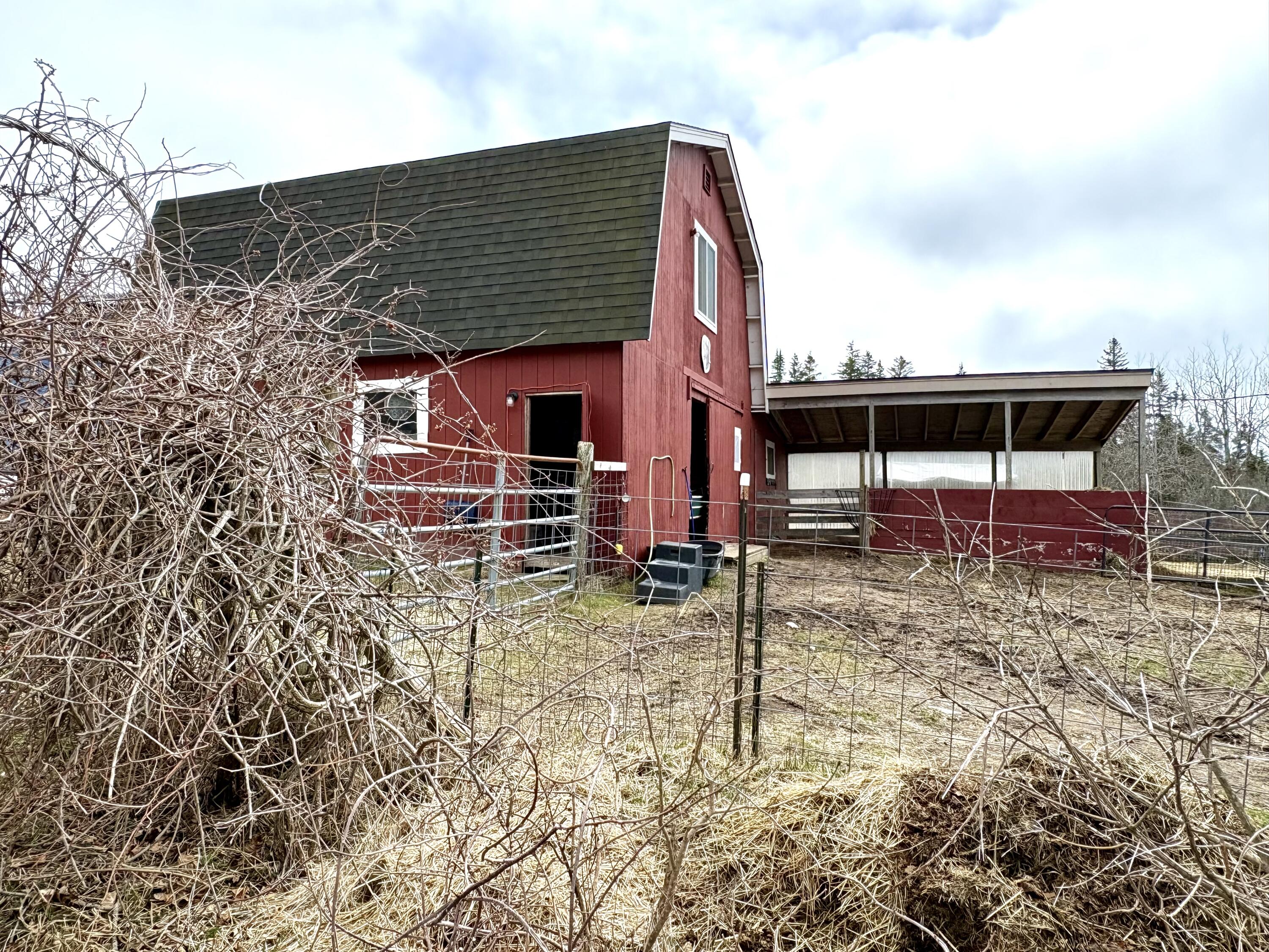 main property photo 74