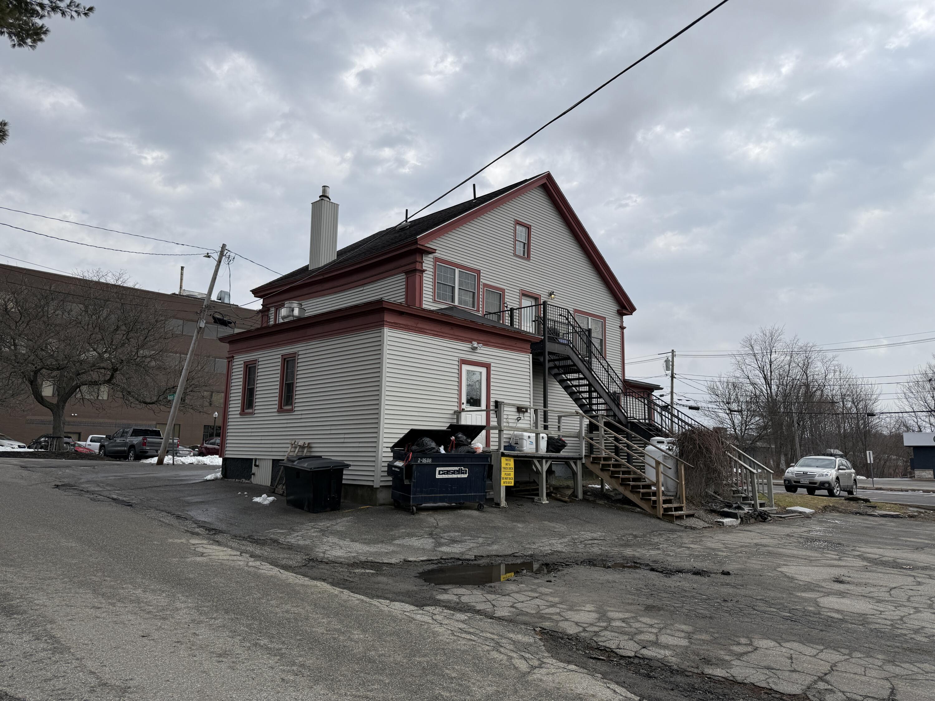 main property photo 1