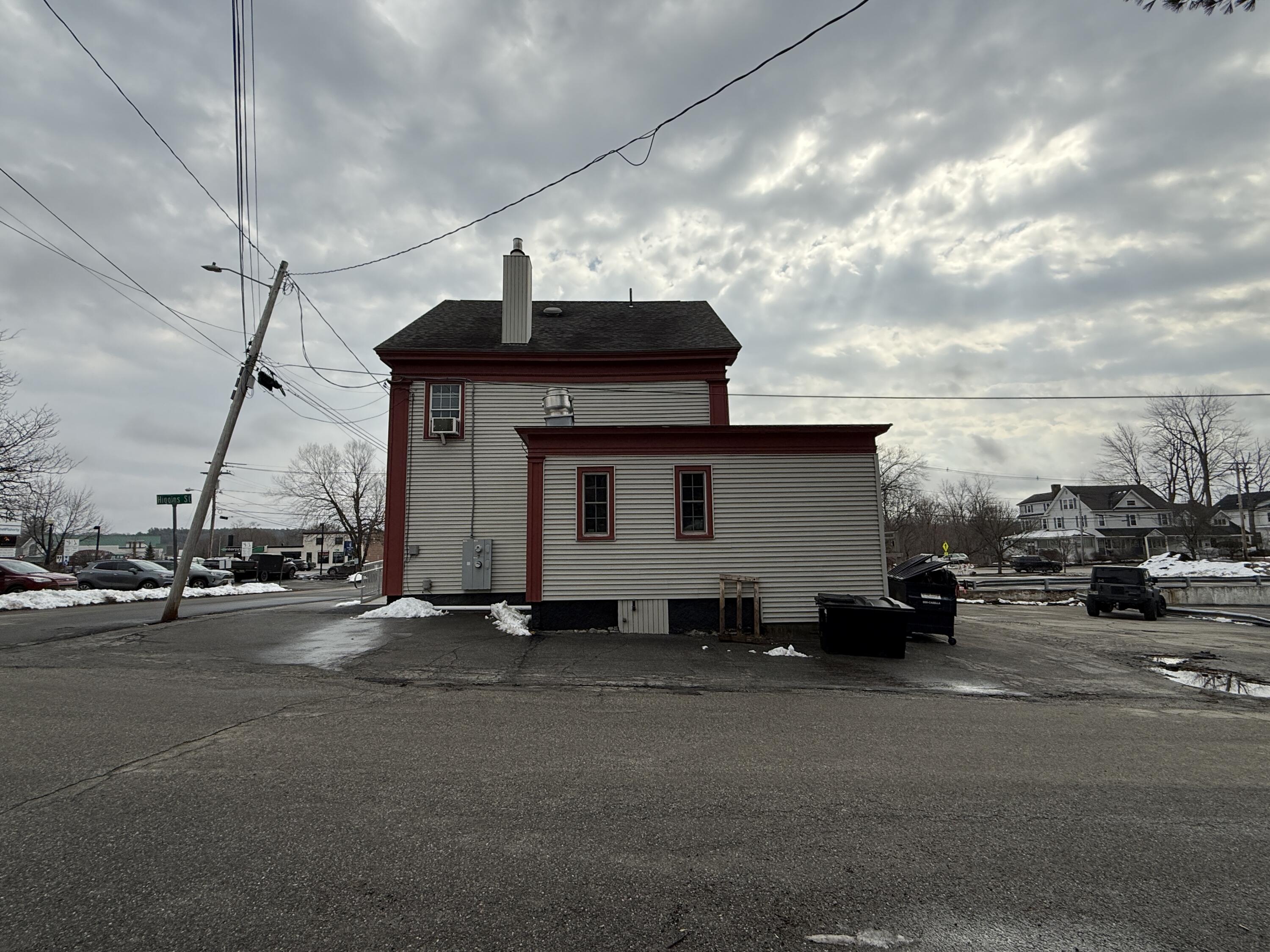 main property photo 3