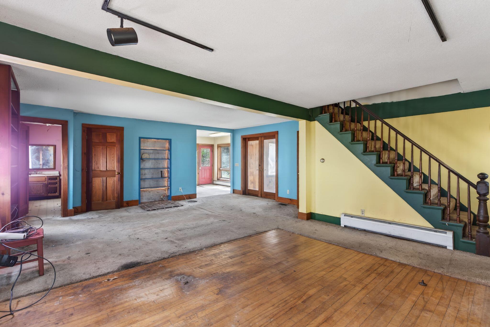 main property photo 5