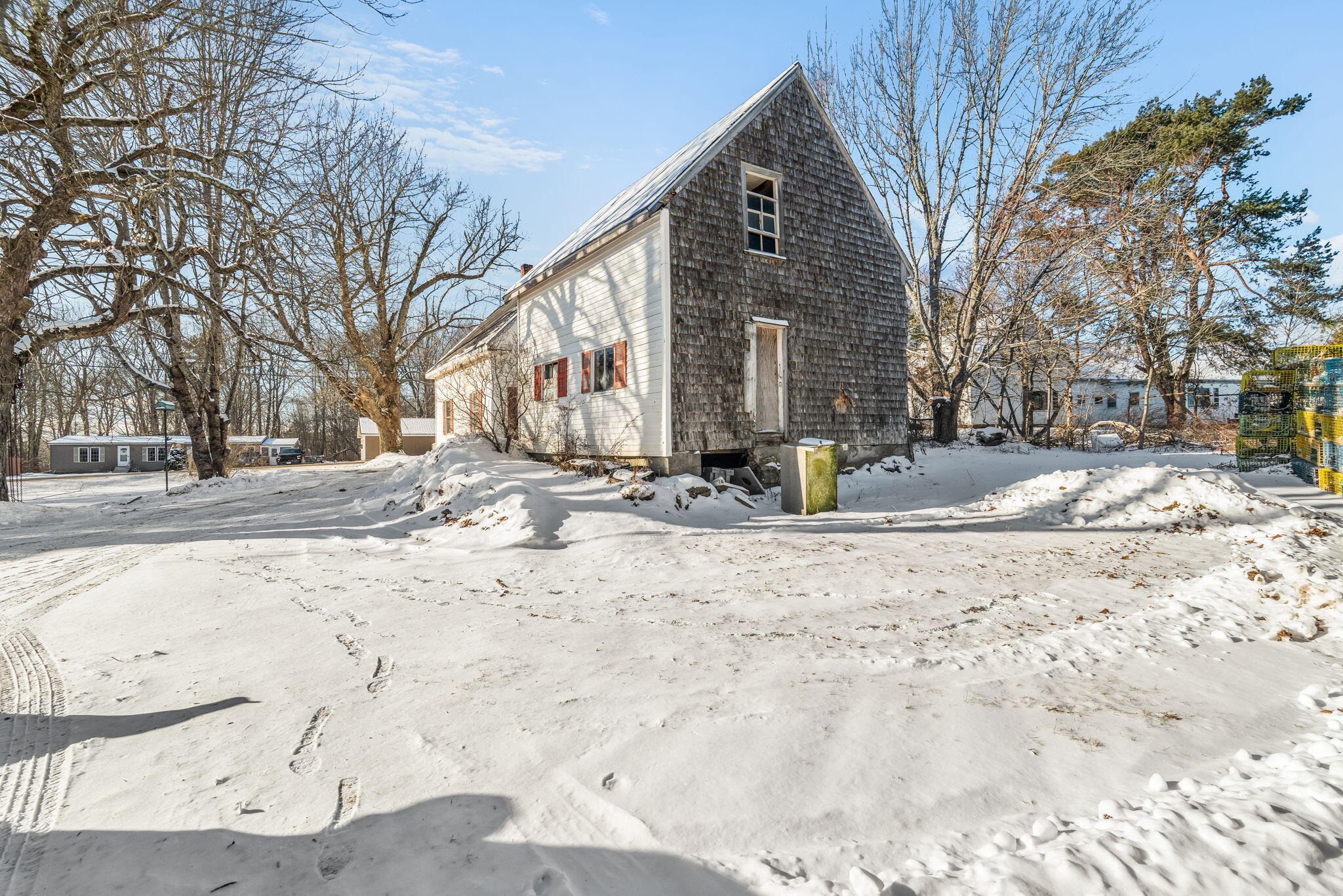 main property photo 26