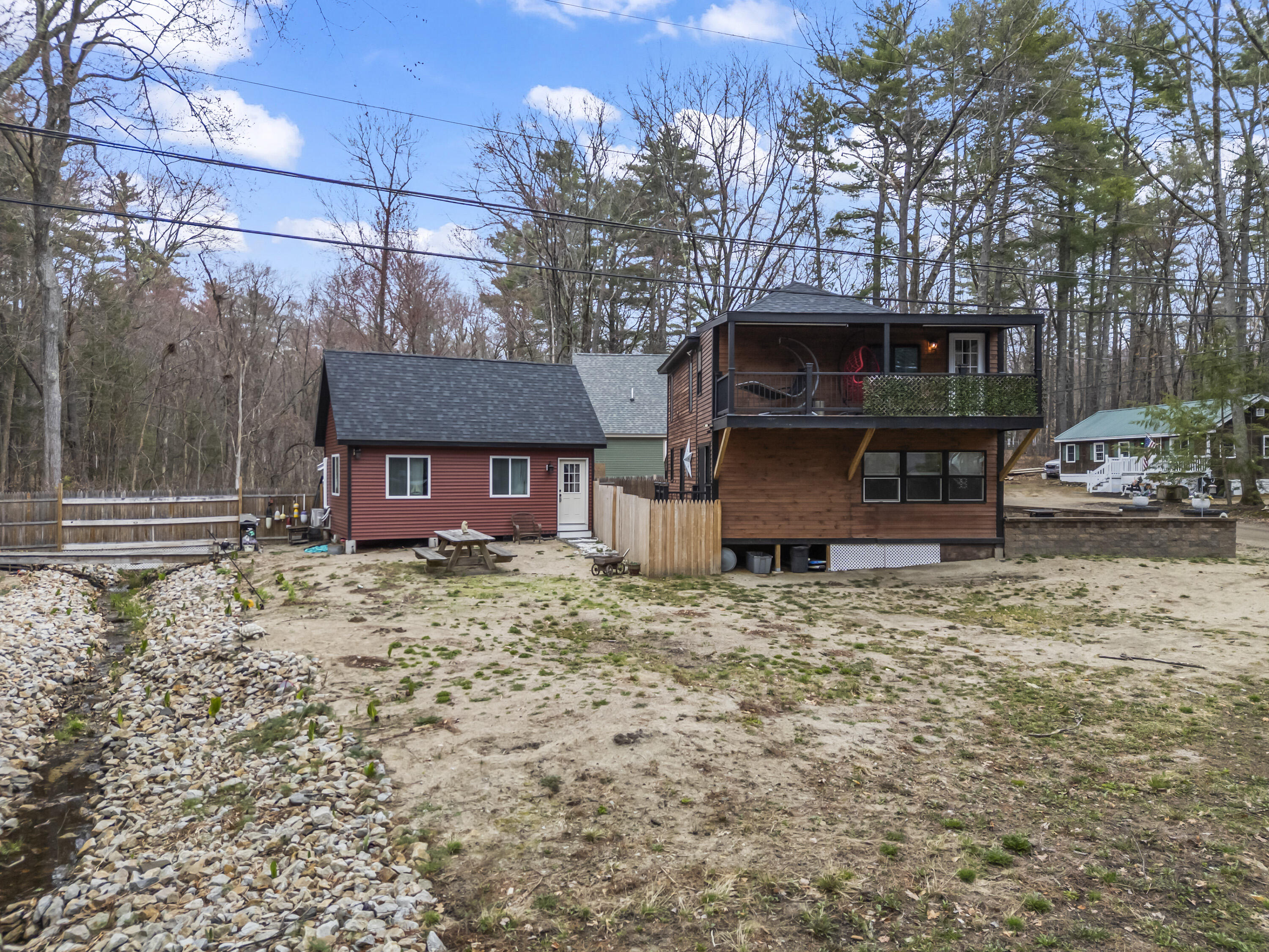 main property photo 41