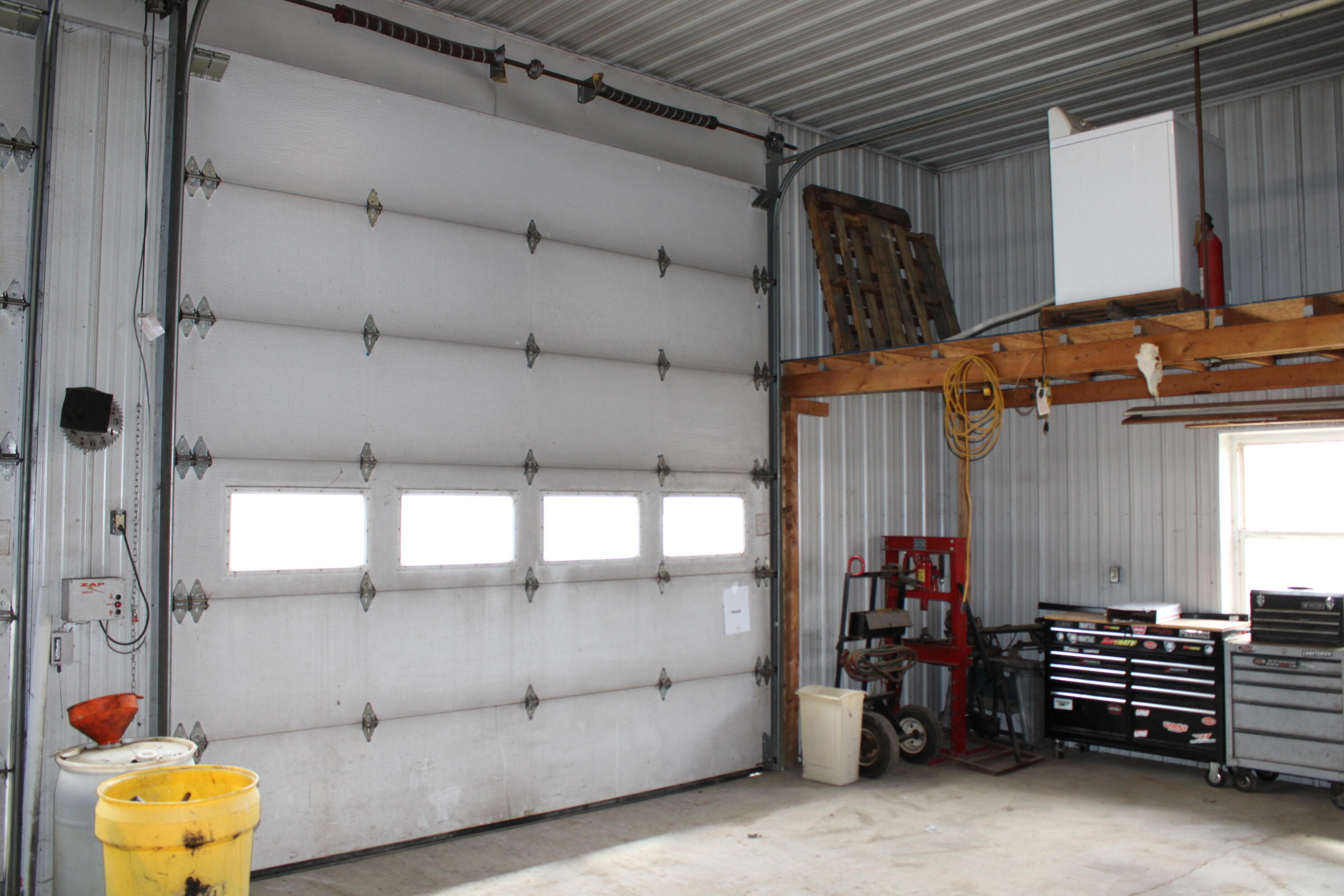 main property photo 29