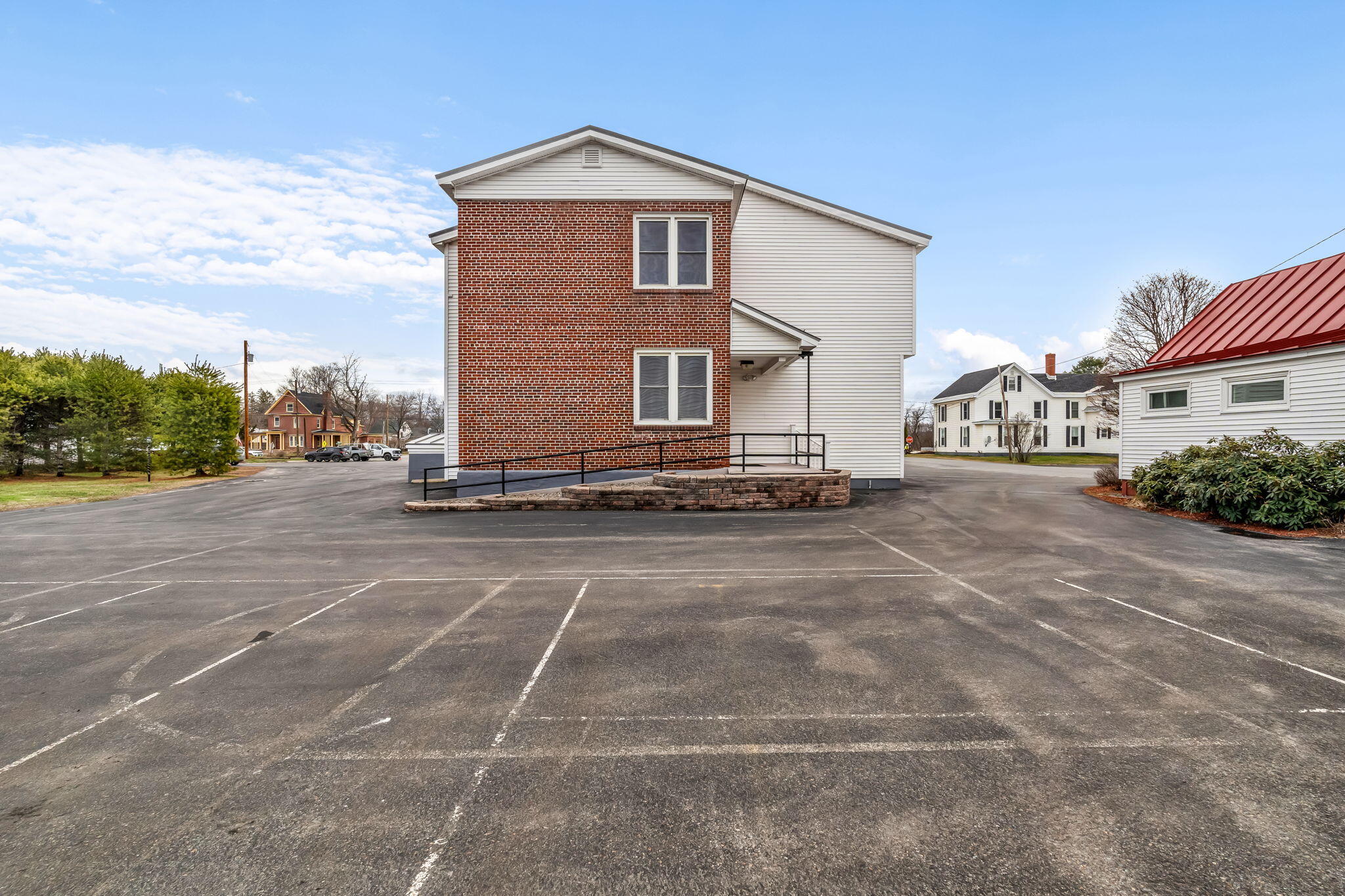 main property photo 9