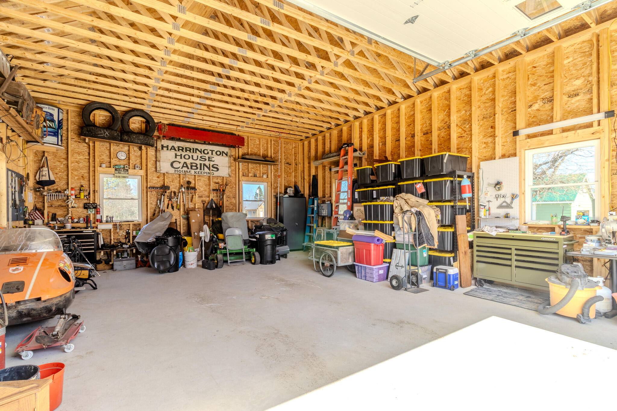 main property photo 78