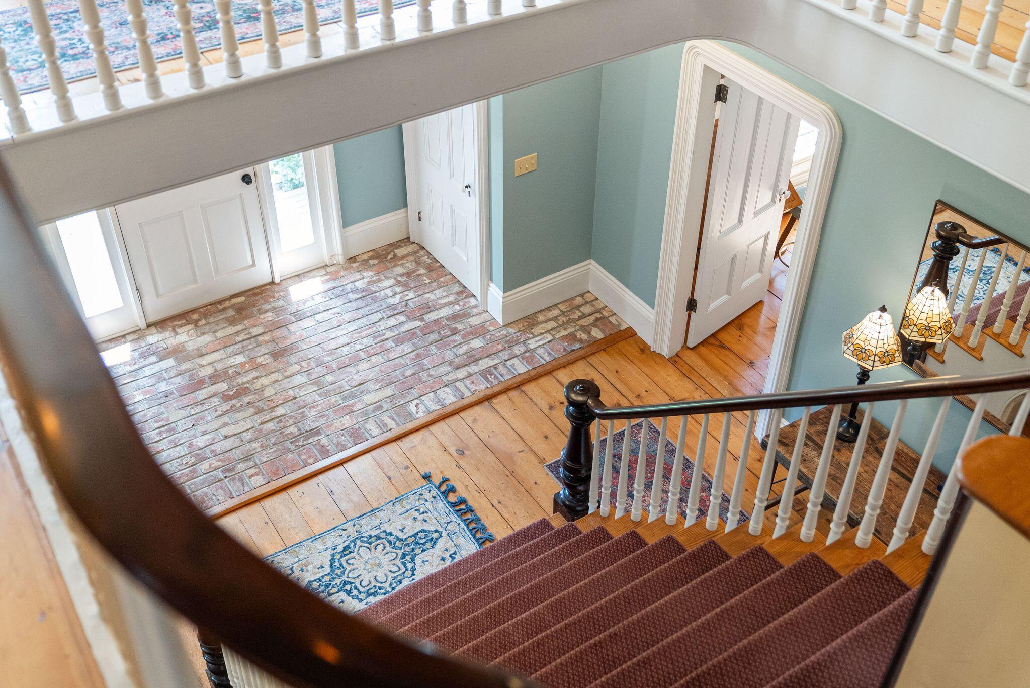 main property photo 23