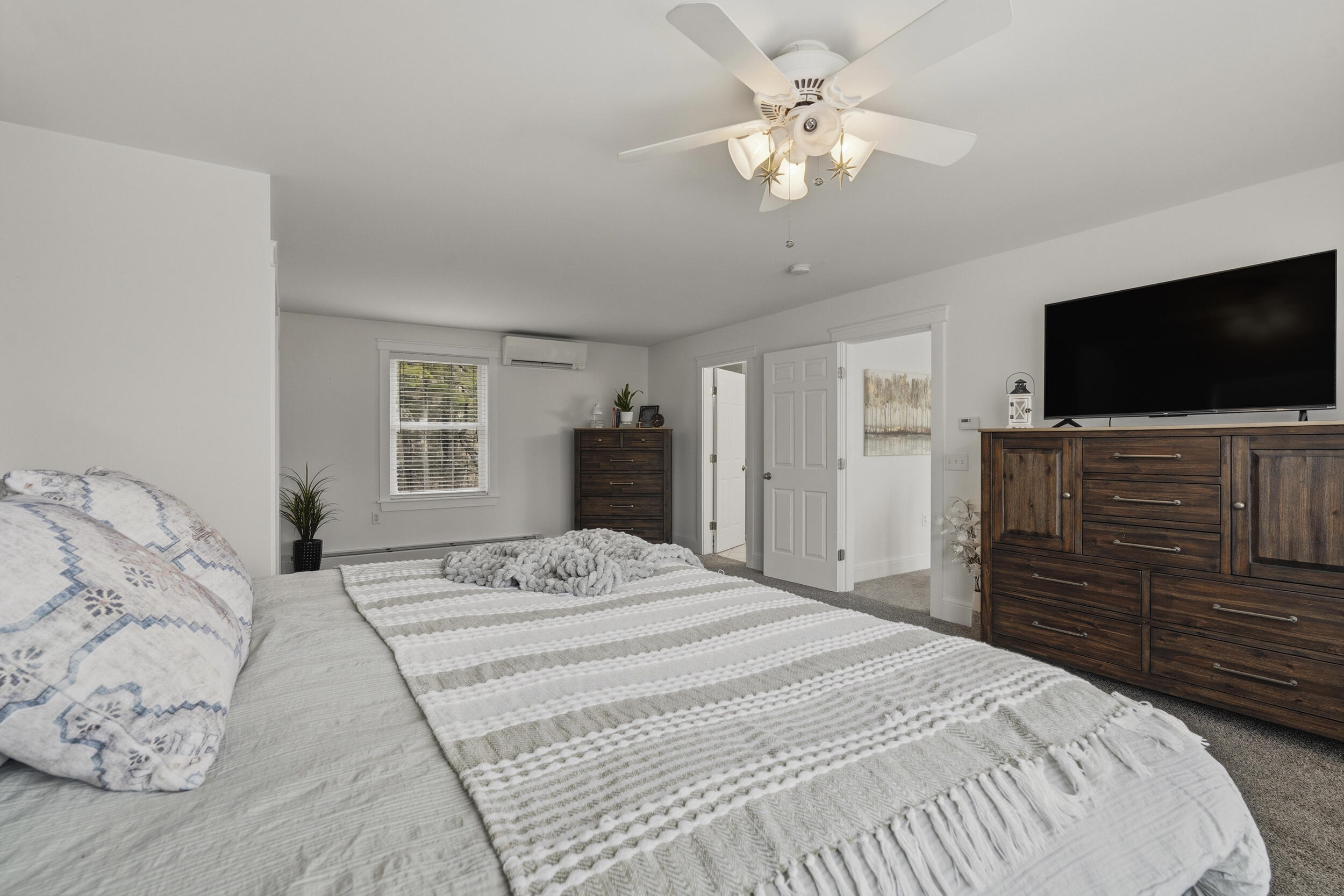 main property photo 66