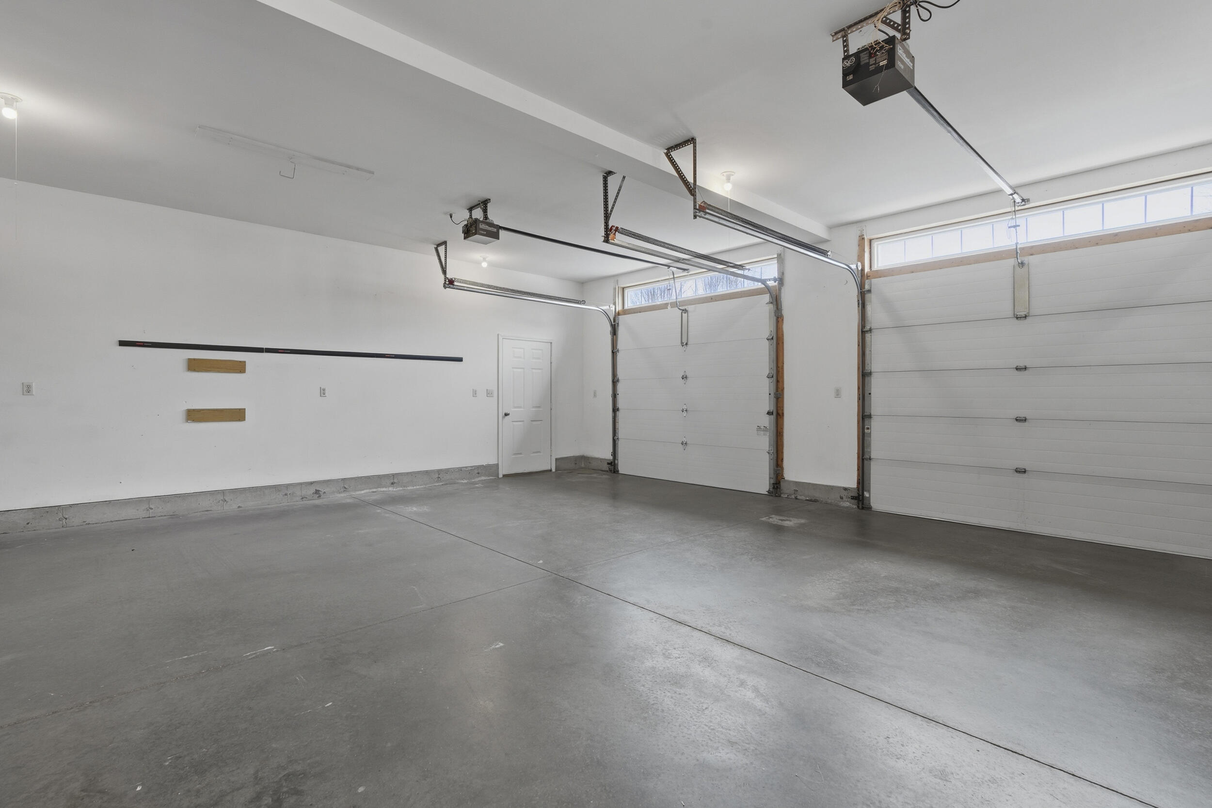 main property photo 86