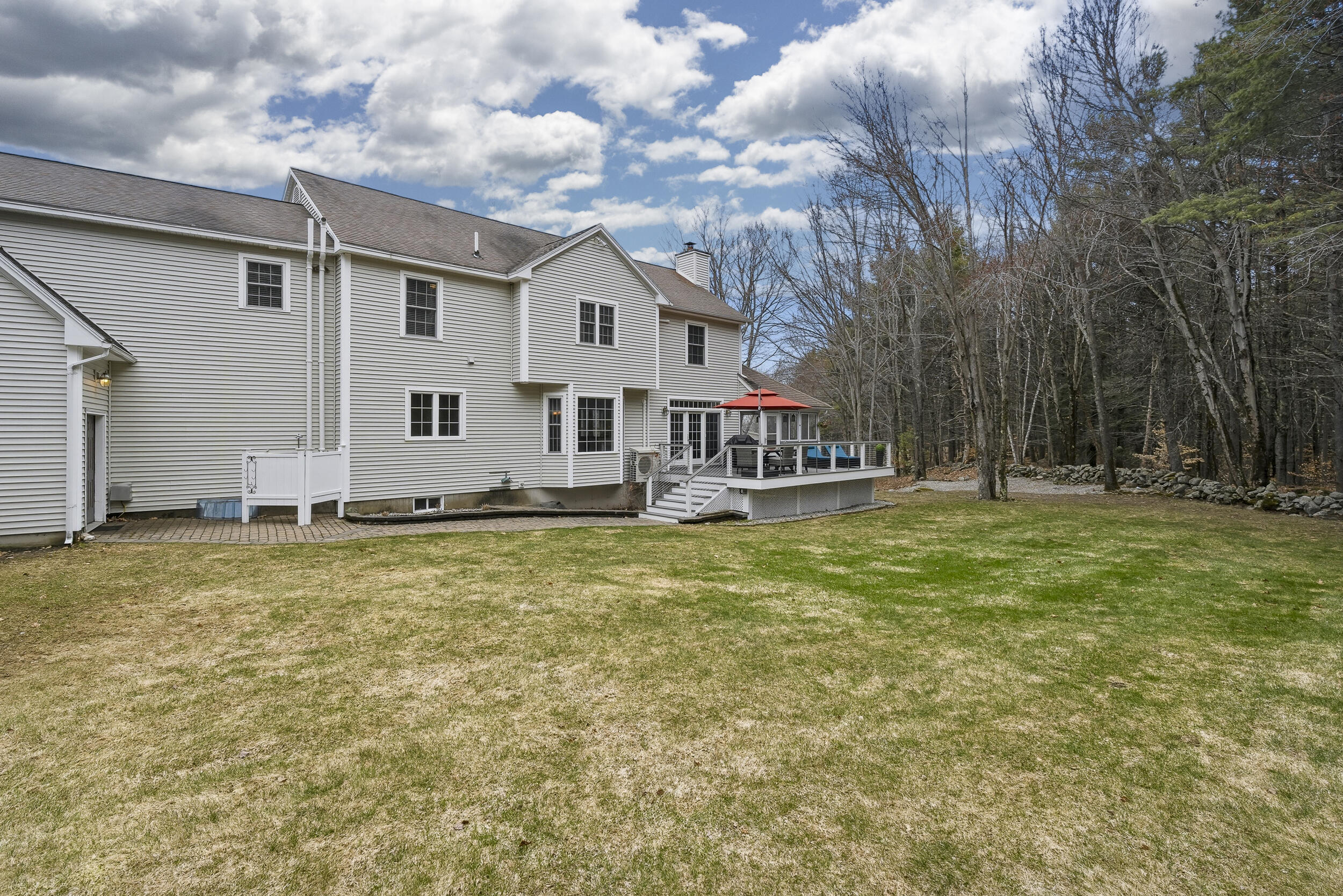 main property photo 90