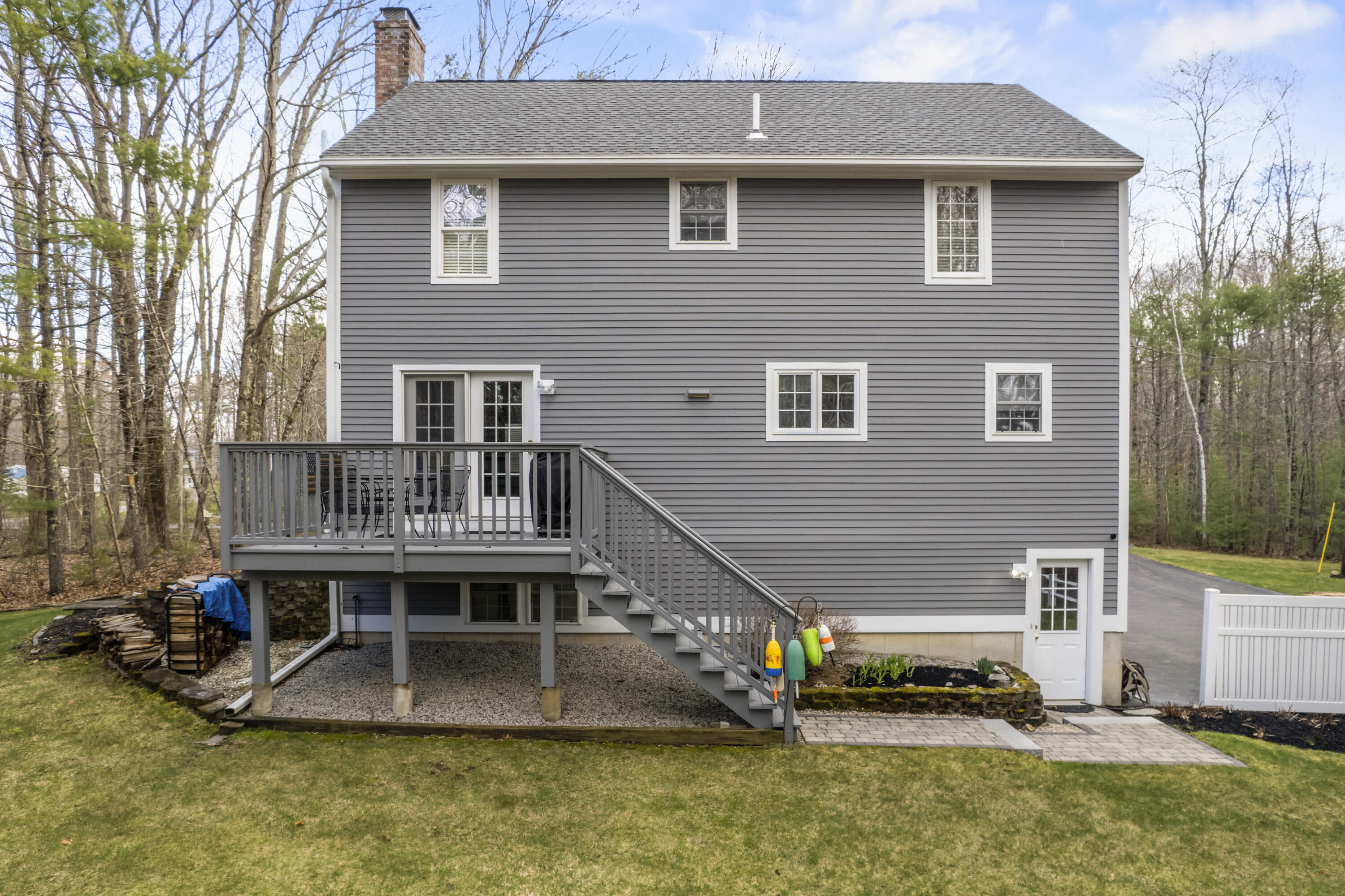 main property photo 50