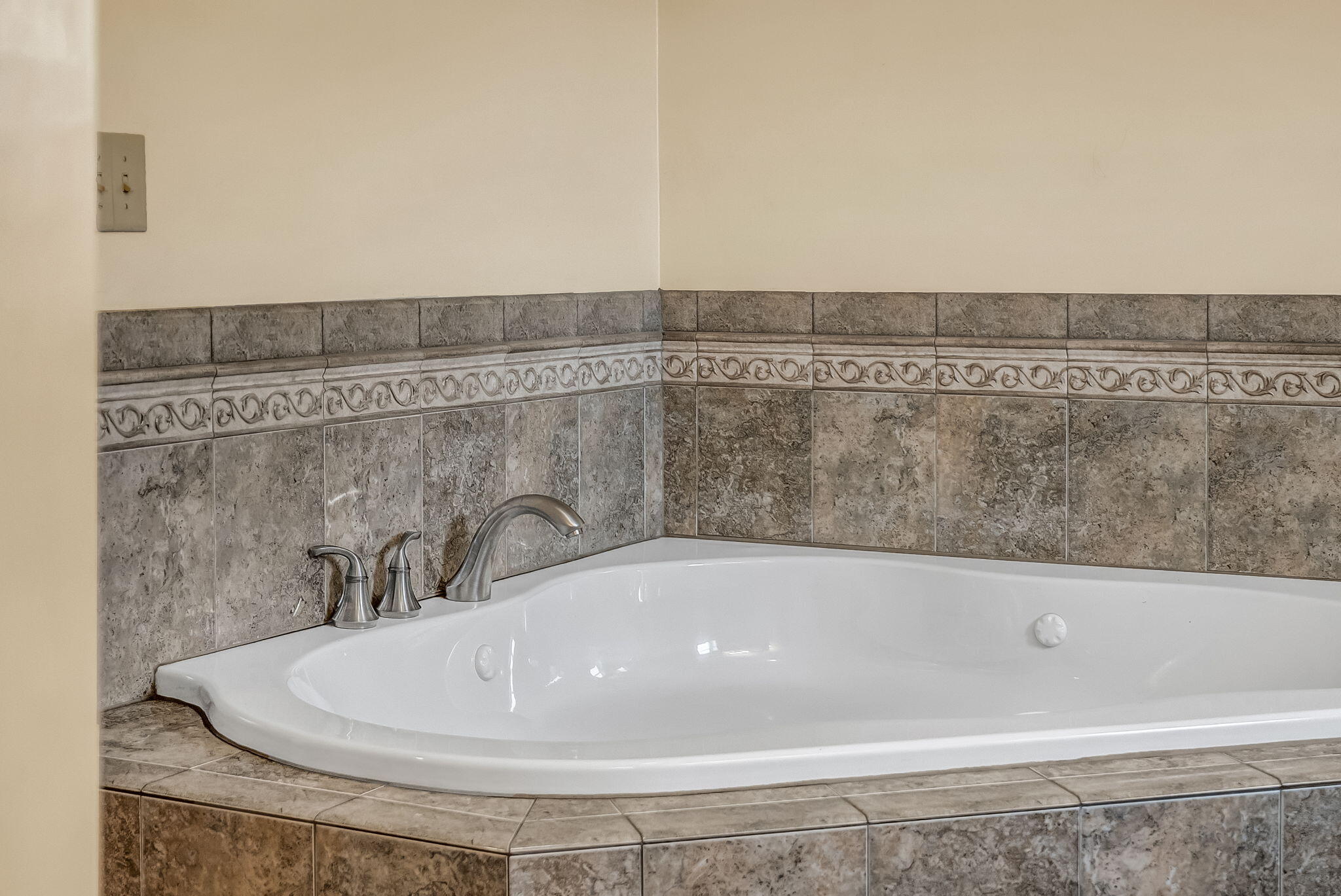 main property photo 143