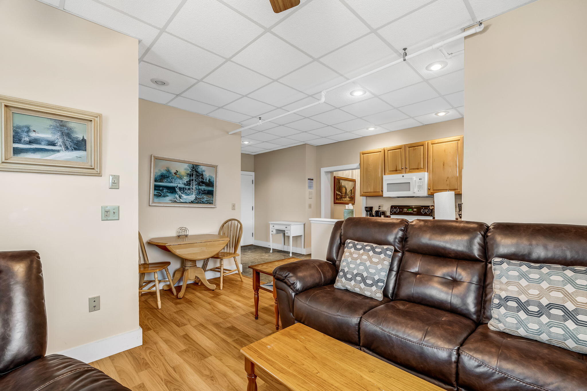 main property photo 73
