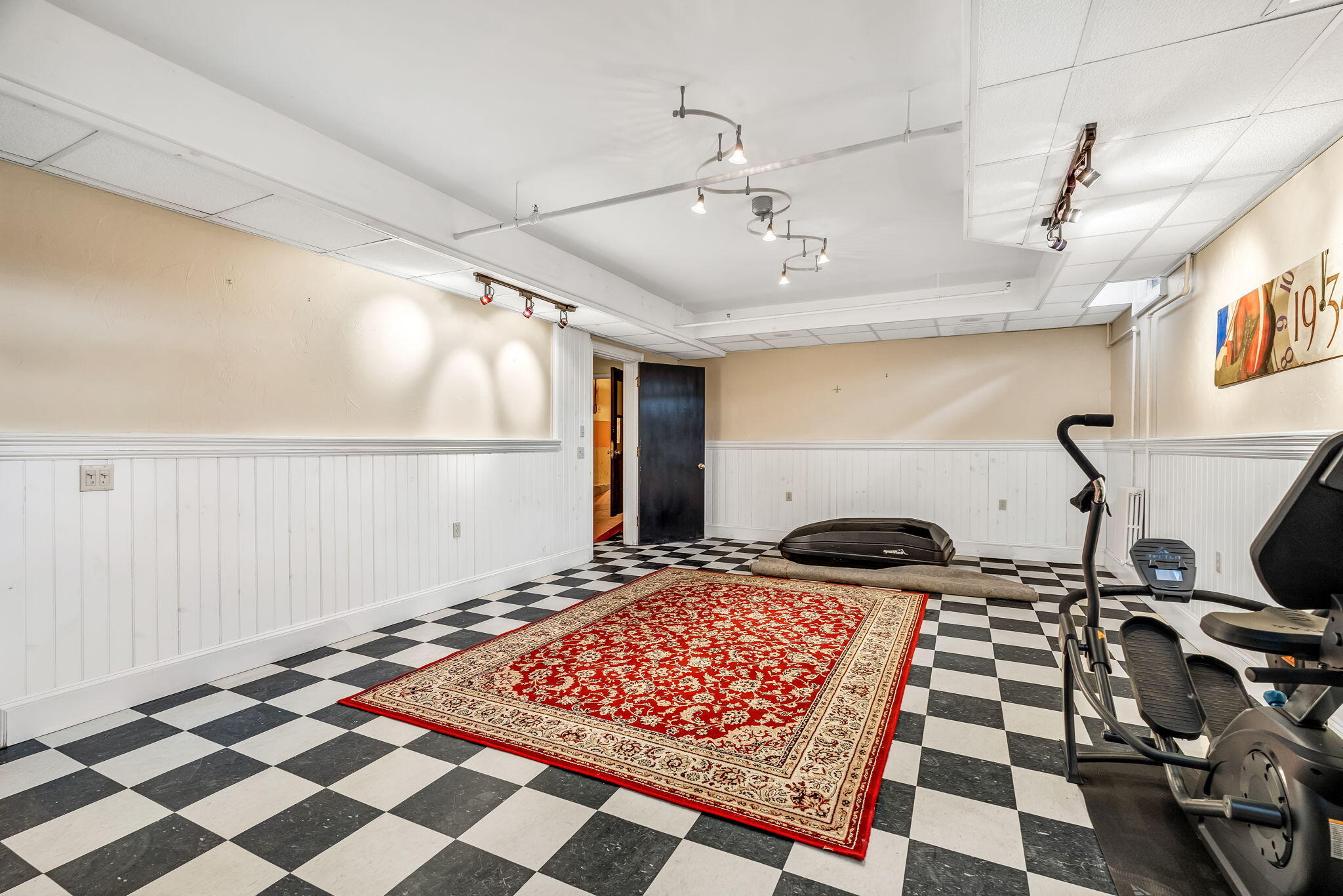 main property photo 77