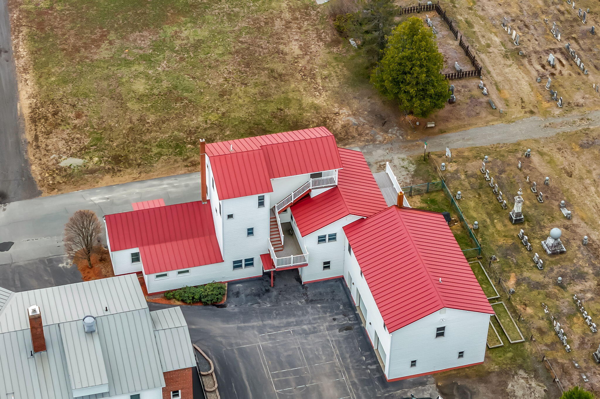 main property photo 90