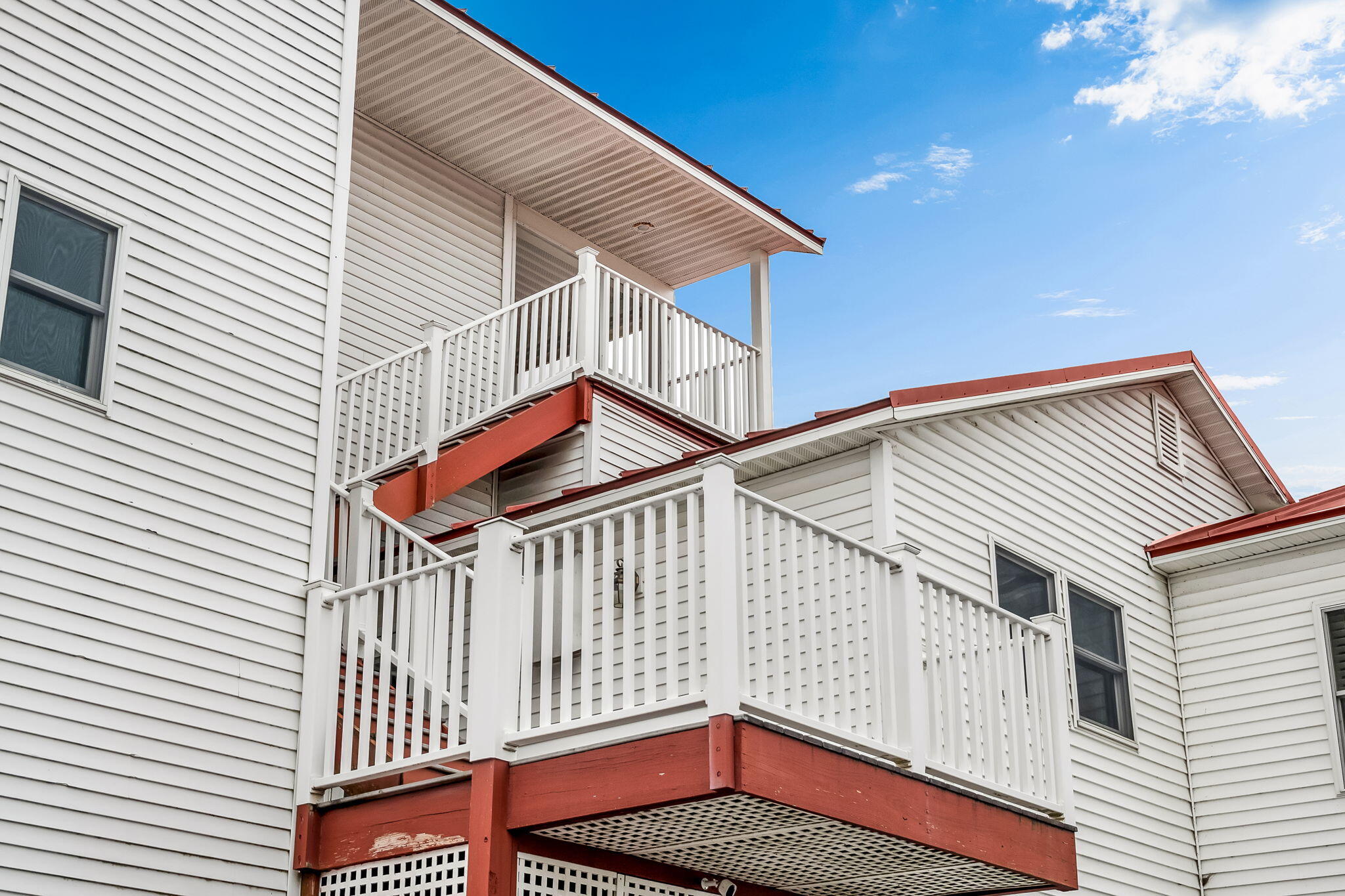 main property photo 96