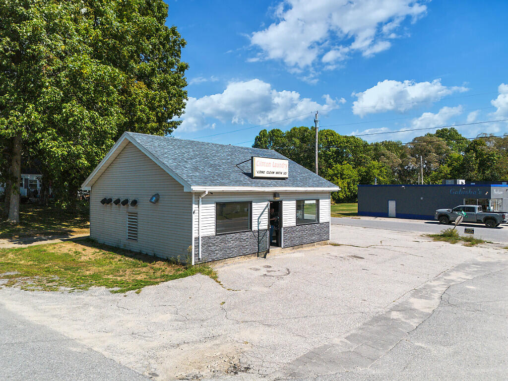 main property photo 5