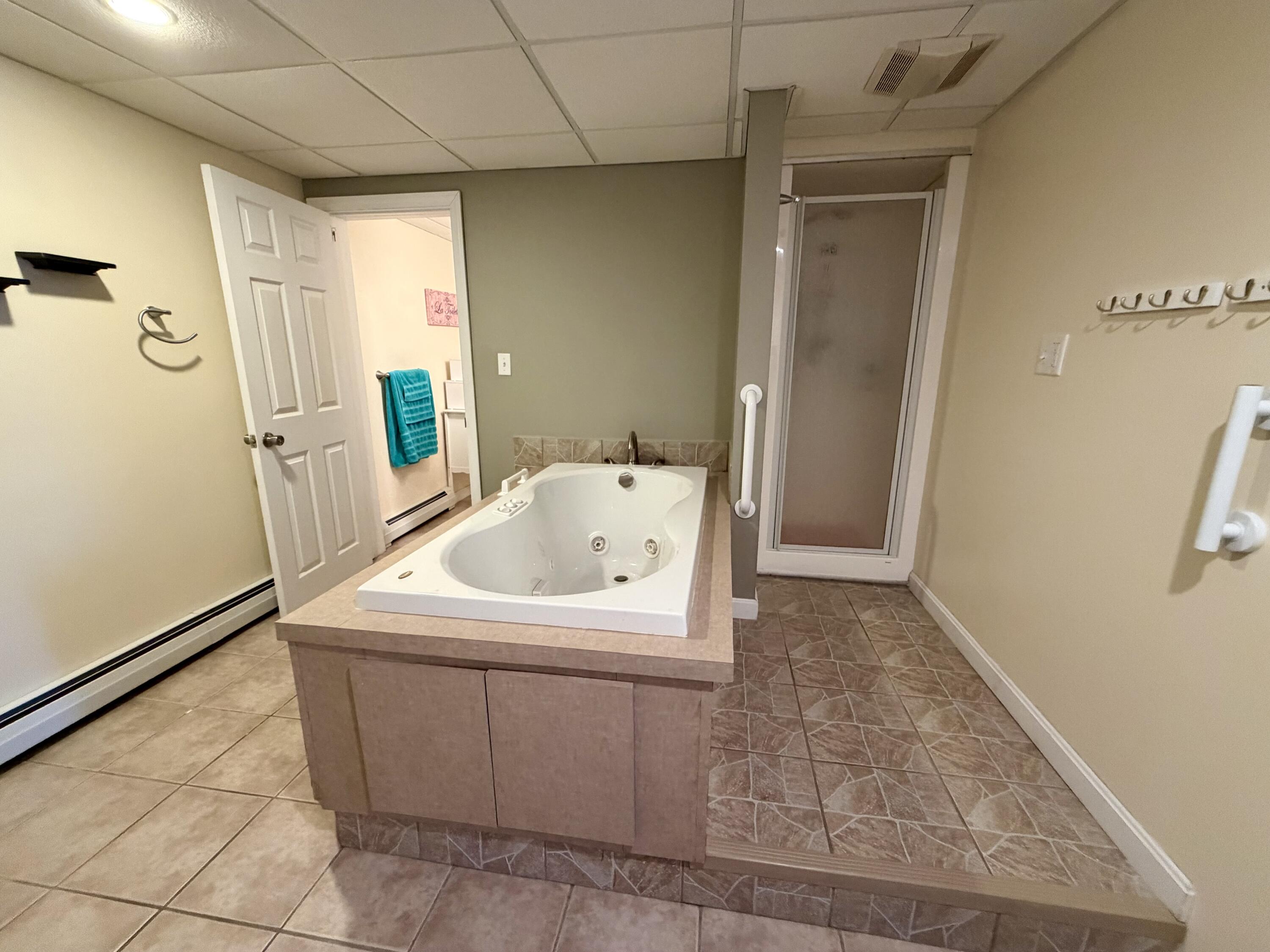 main property photo 124