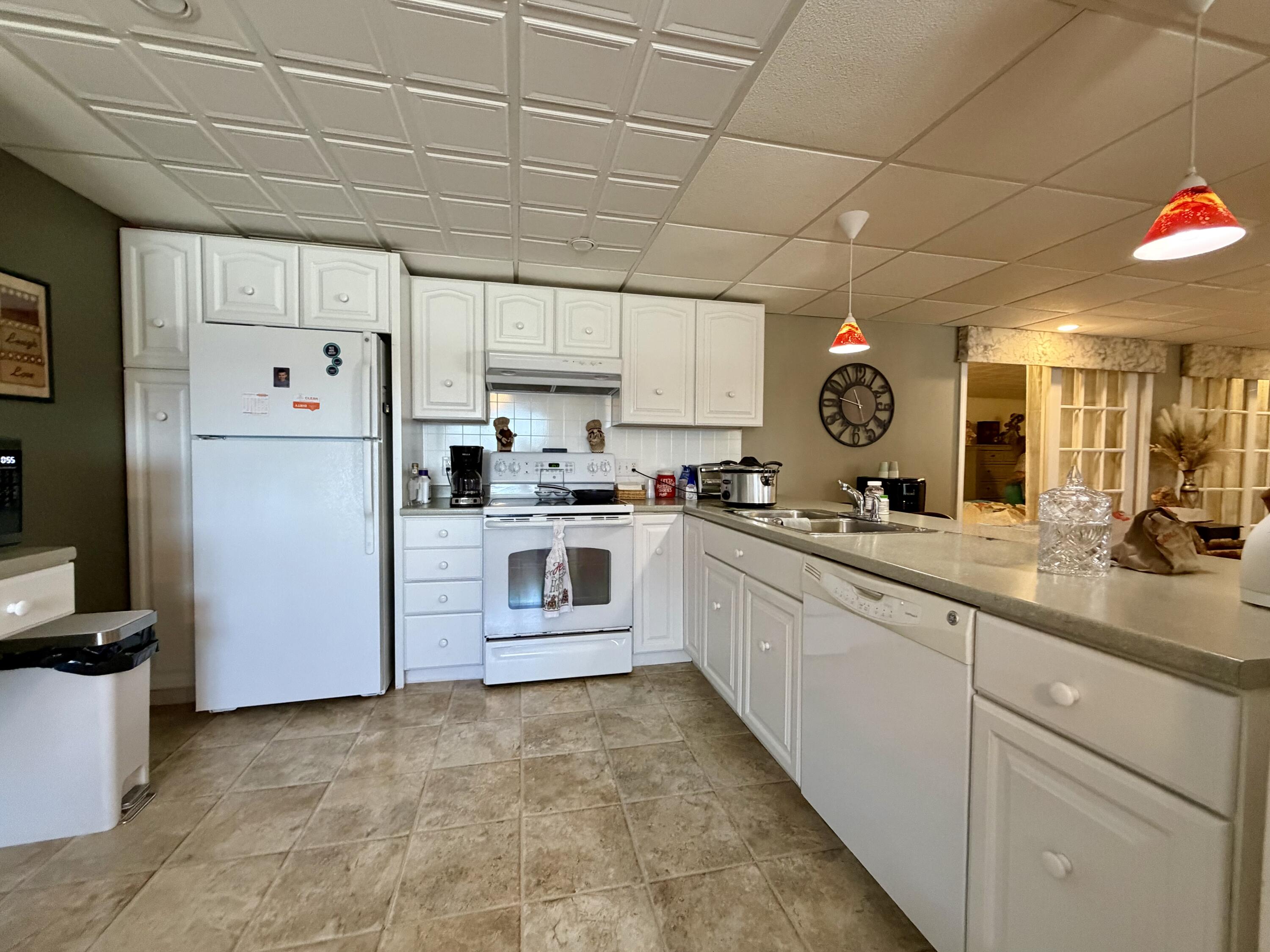 main property photo 126