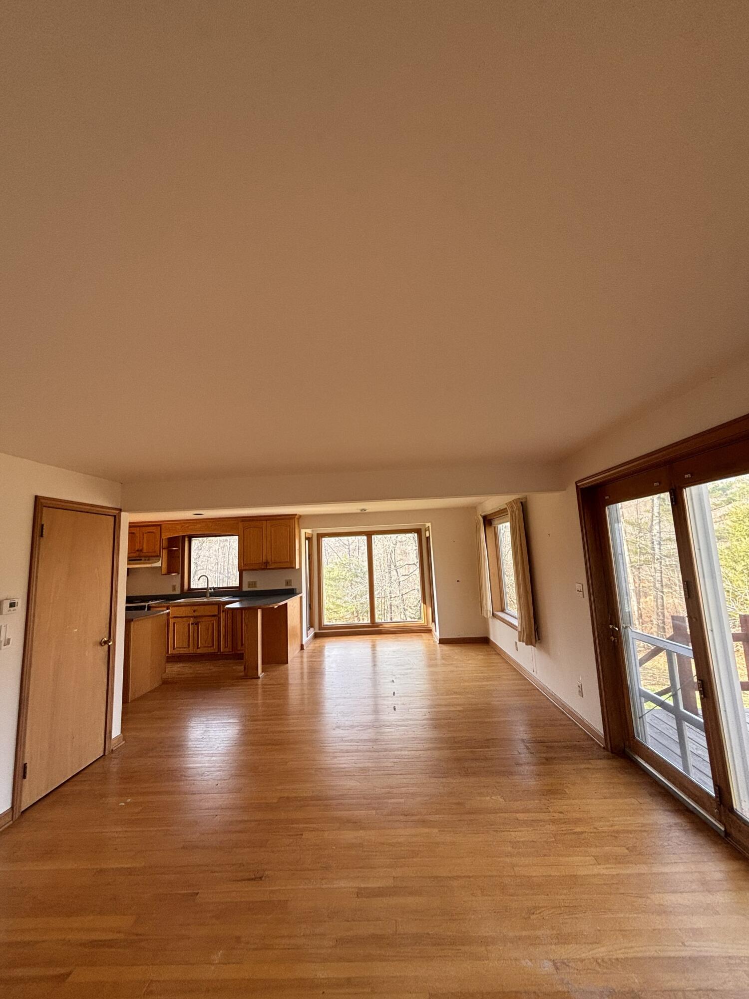 property viewer photo 9