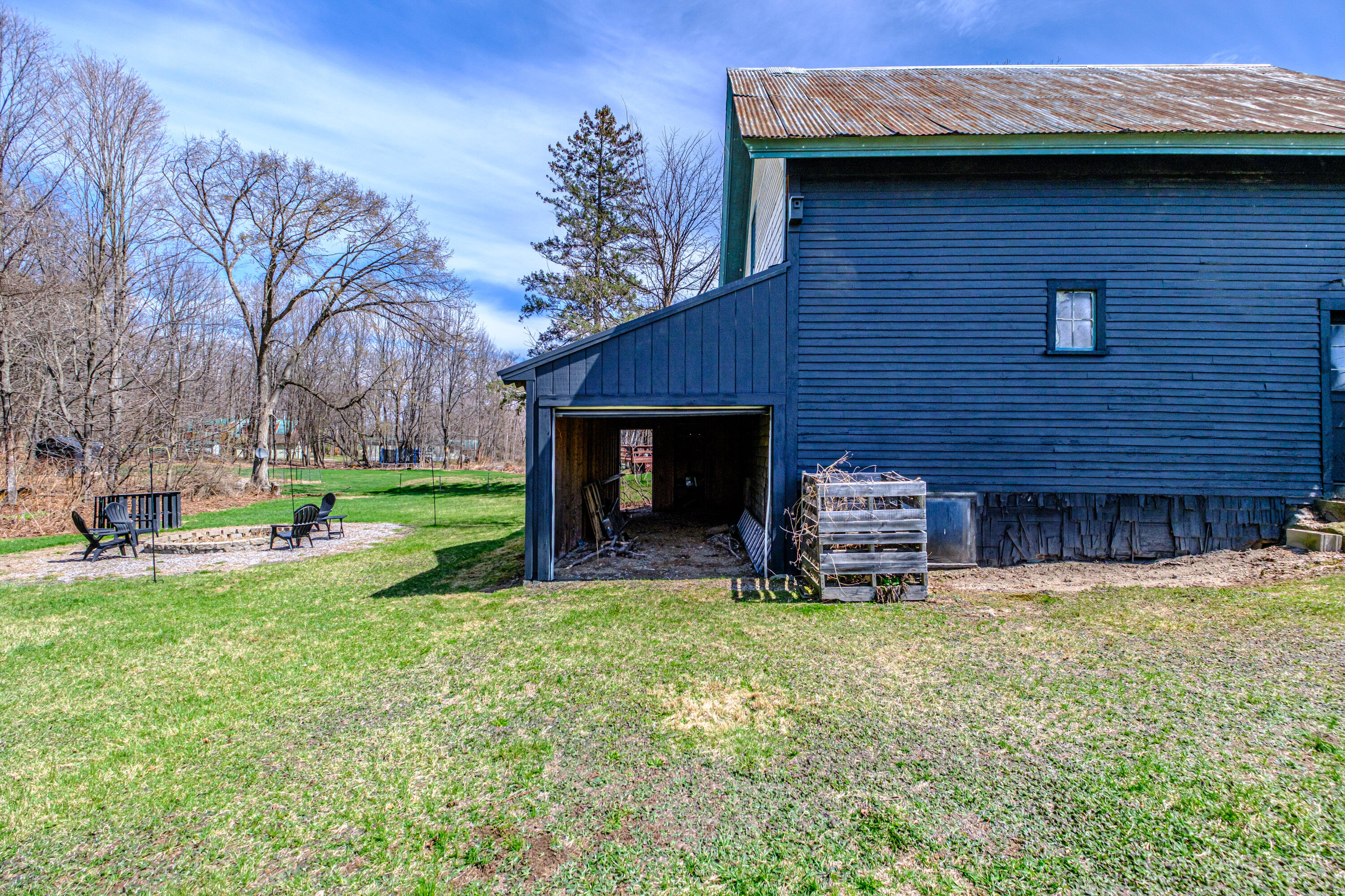 main property photo 57