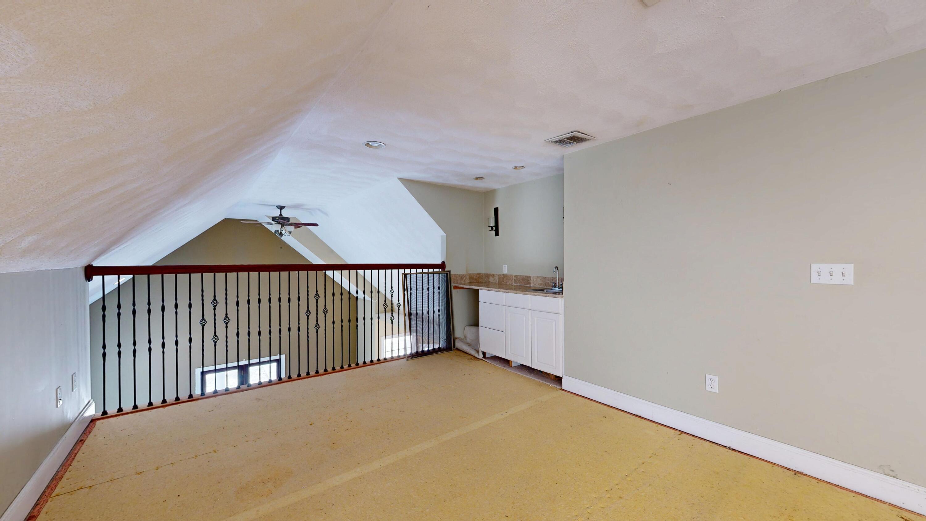 main property photo 68