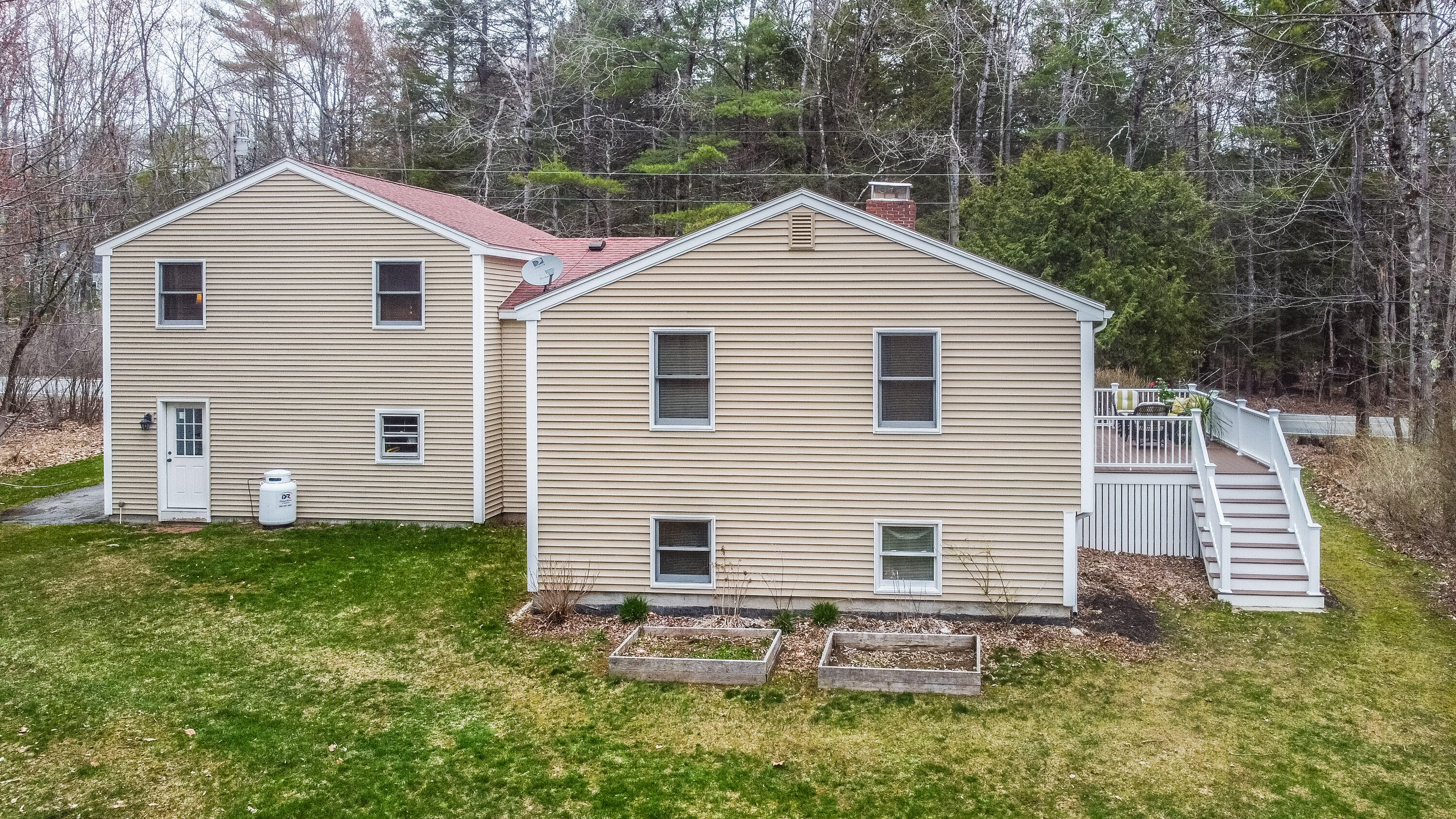 main property photo 66