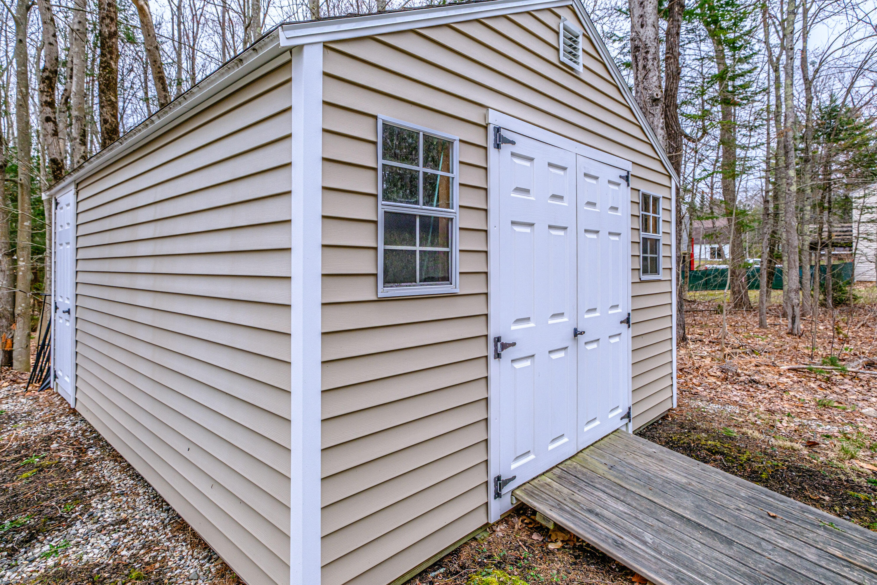 main property photo 68