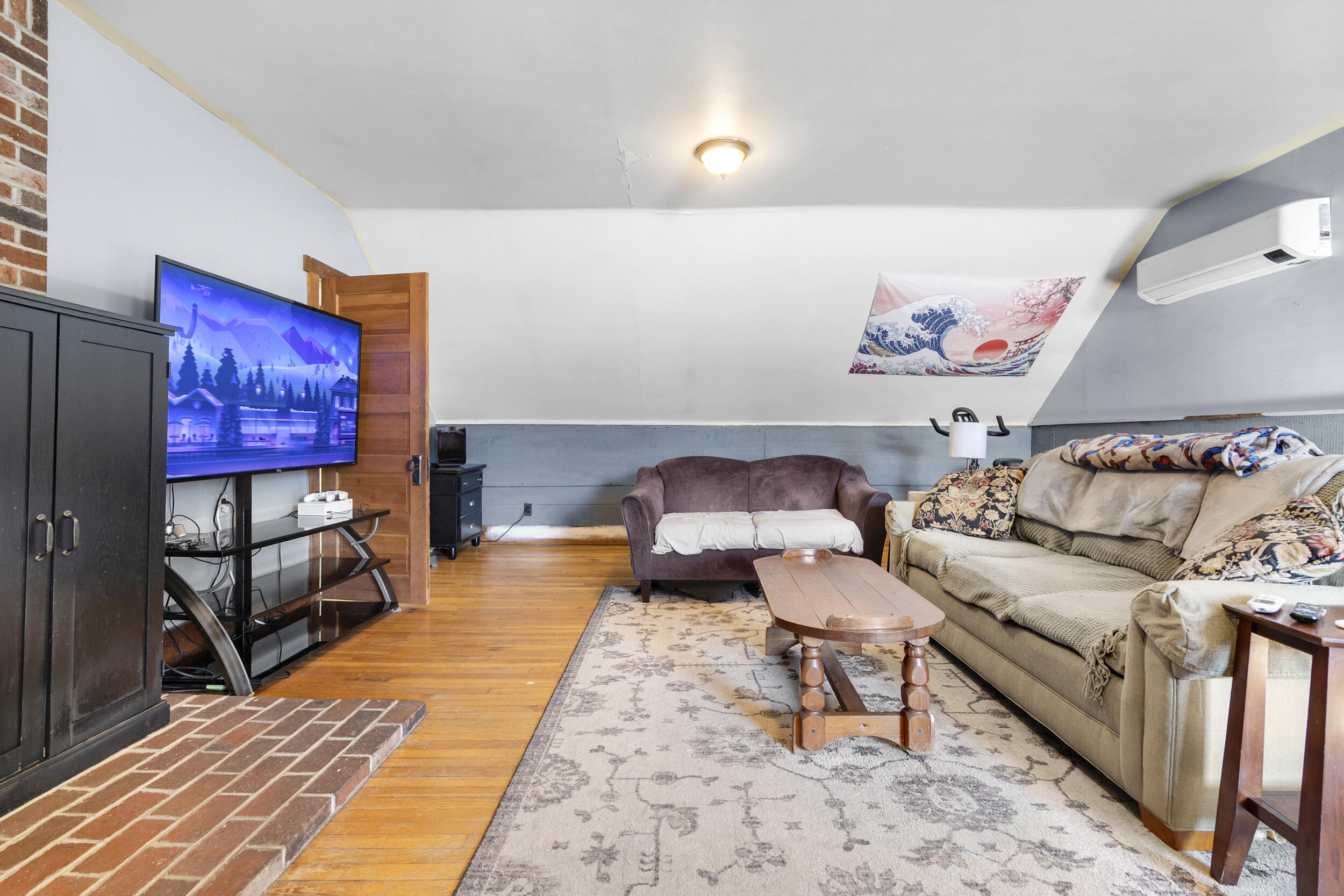 main property photo 57
