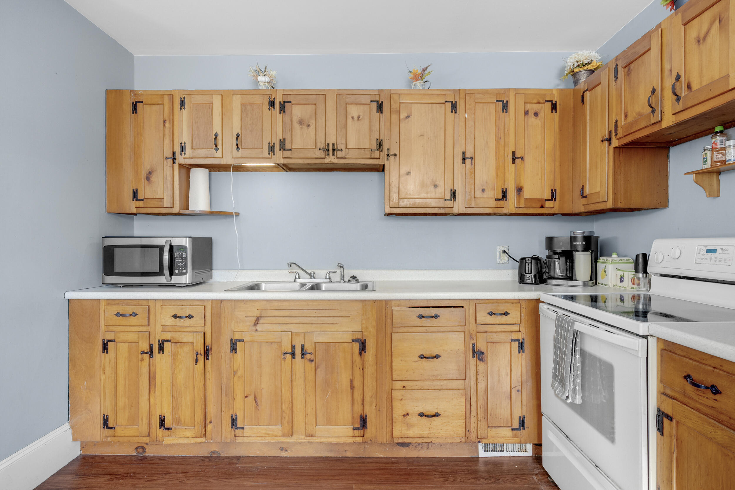 main property photo 59