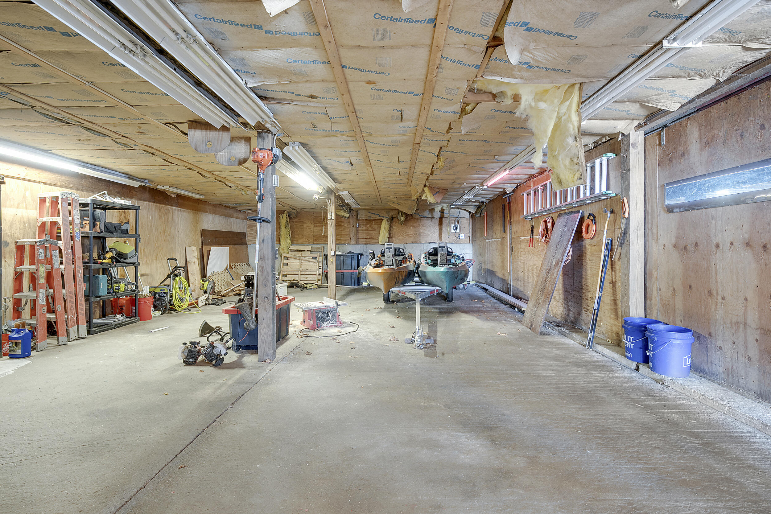main property photo 89