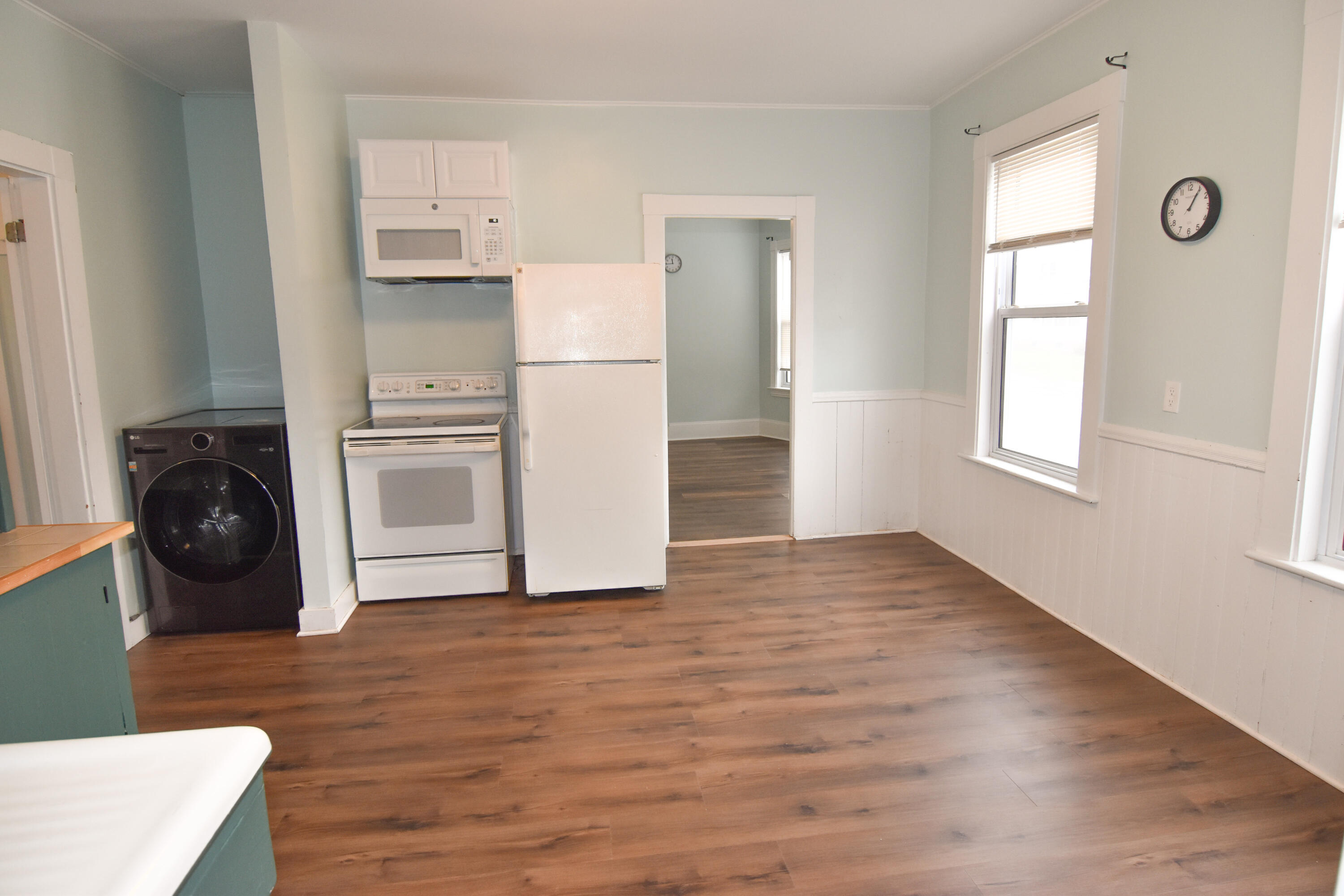 property viewer photo 13