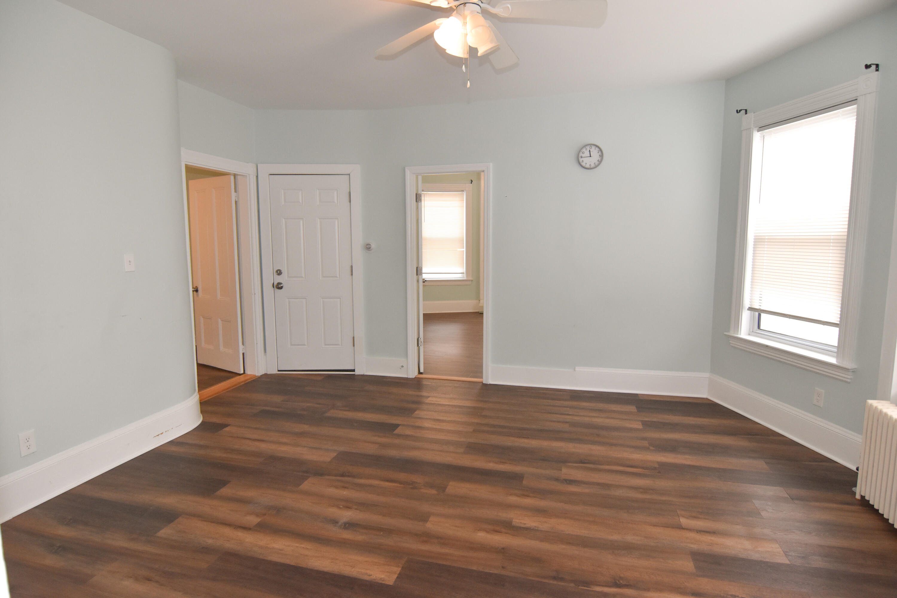 property viewer photo 17