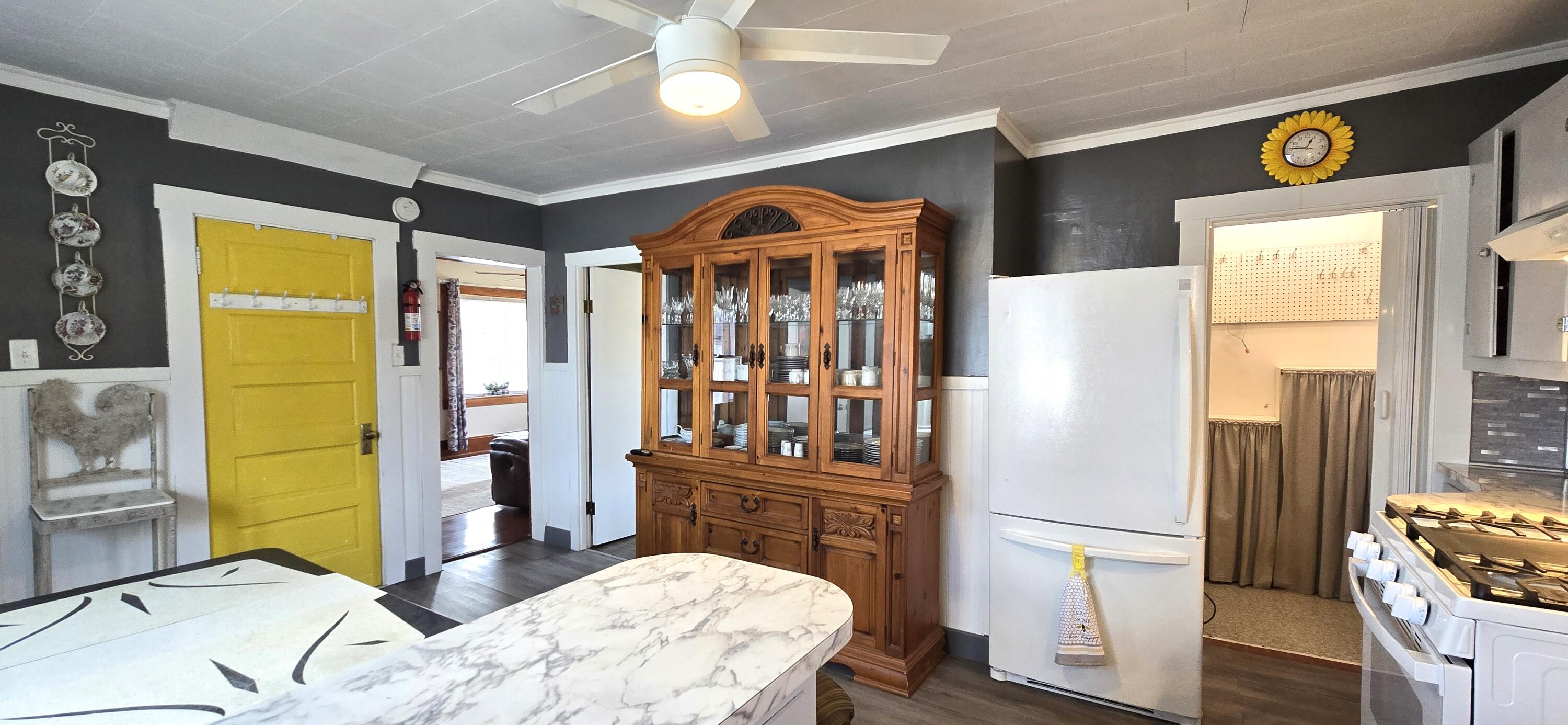 property viewer photo 13