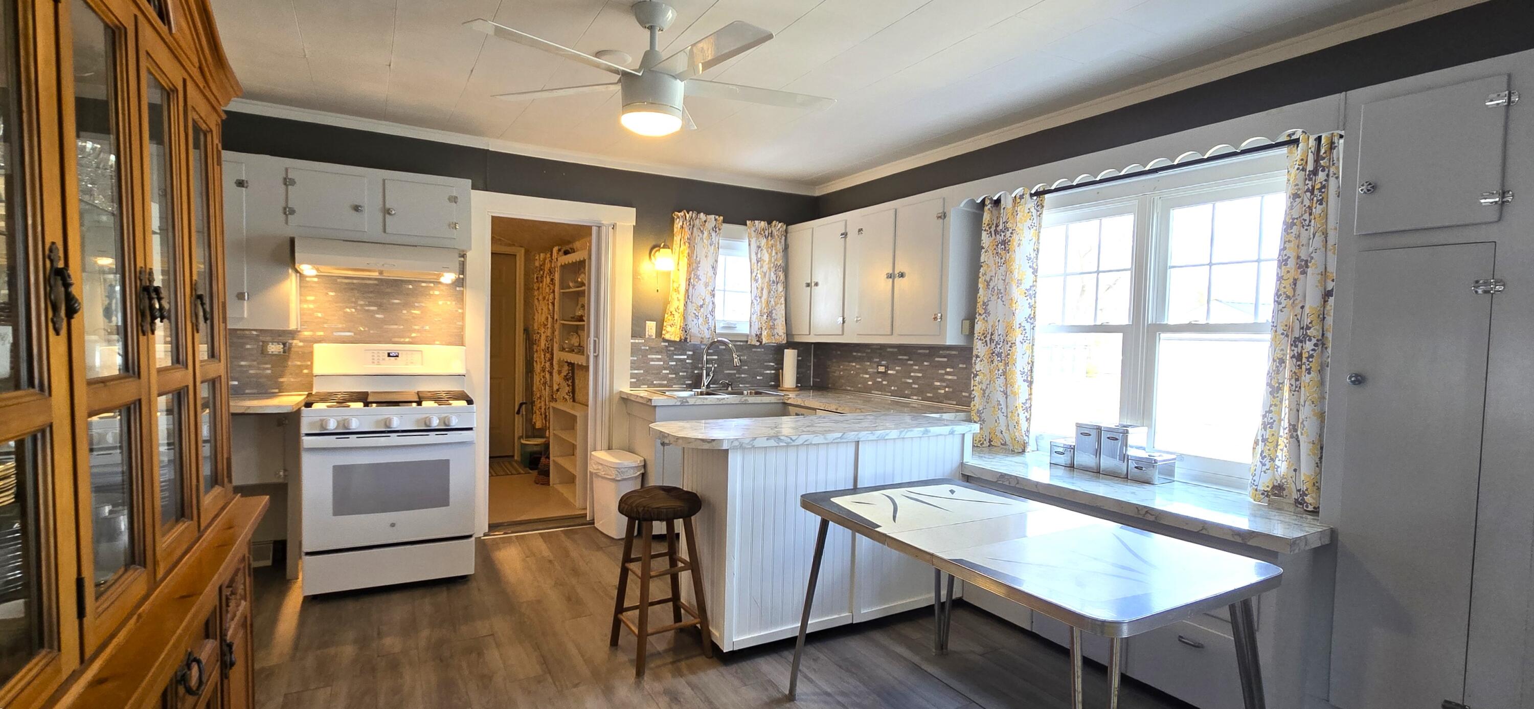 property viewer photo 16