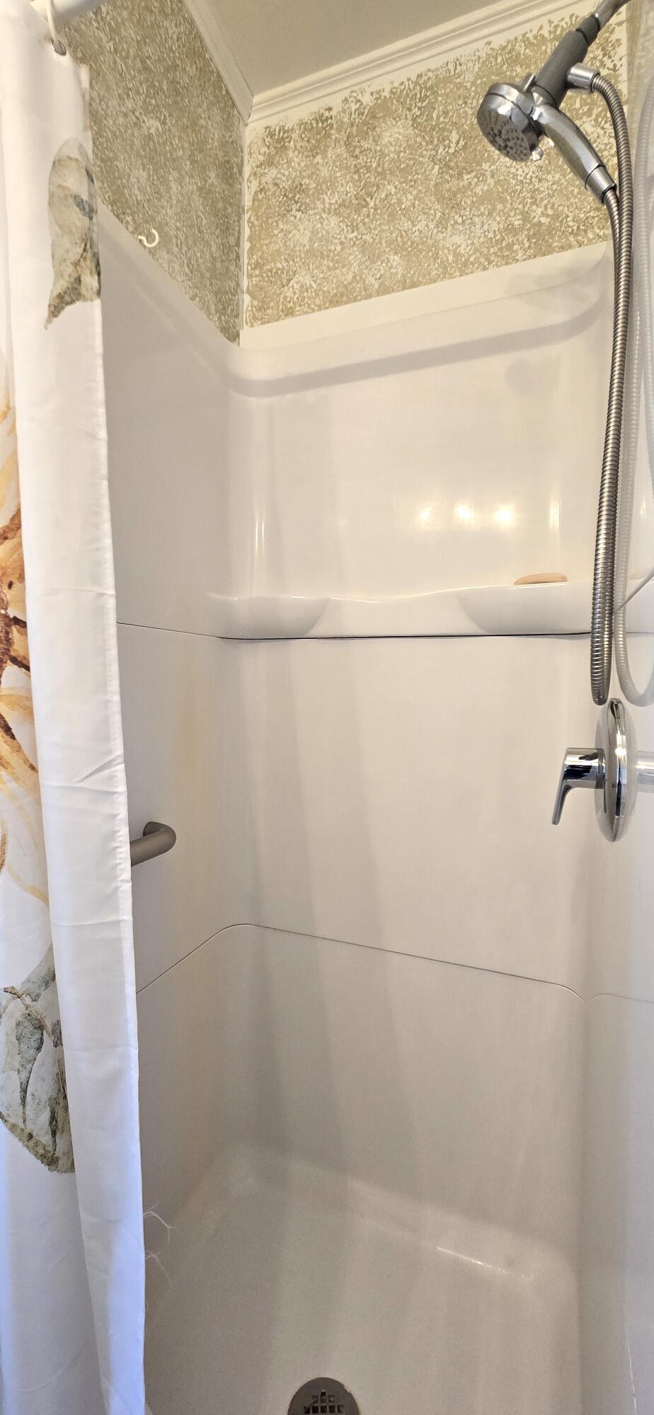 property viewer photo 26