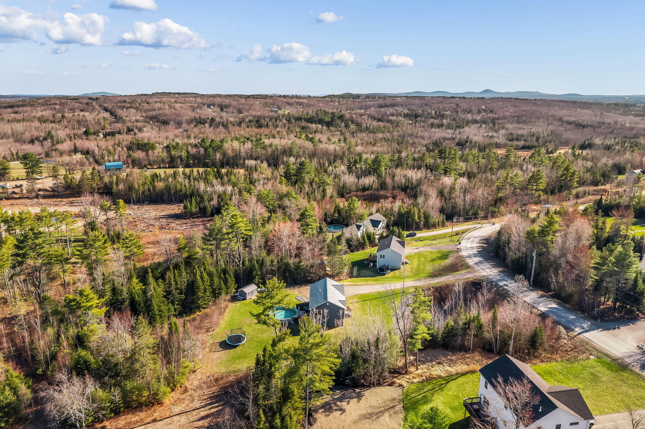 main property photo 50