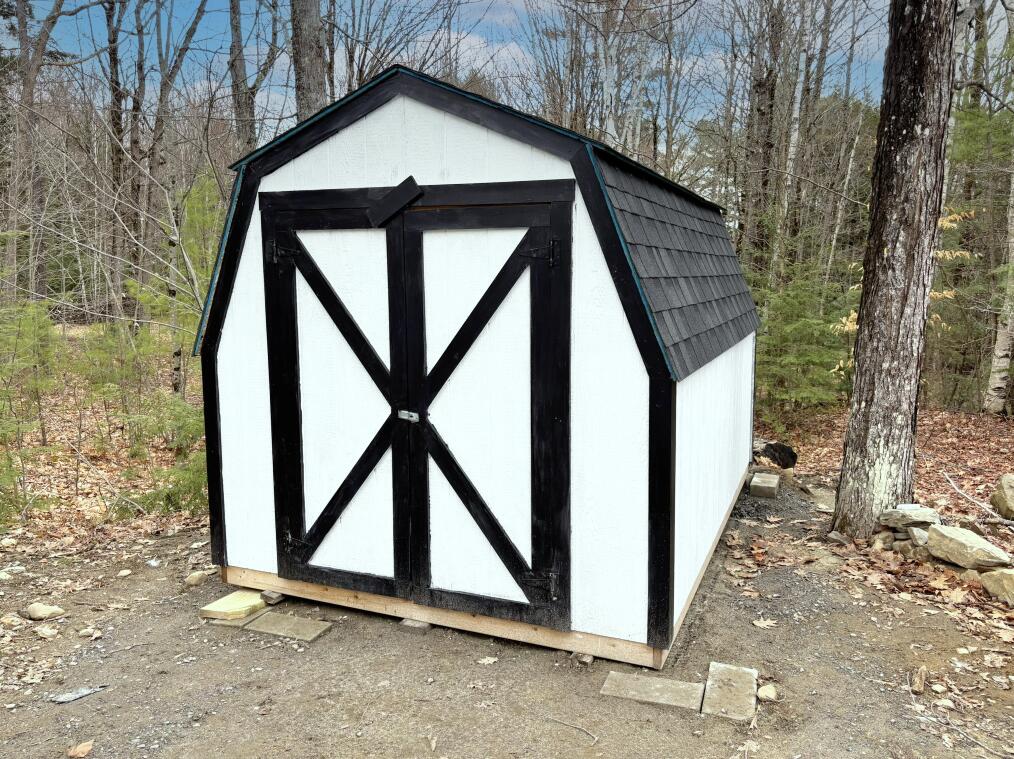 main property photo 30