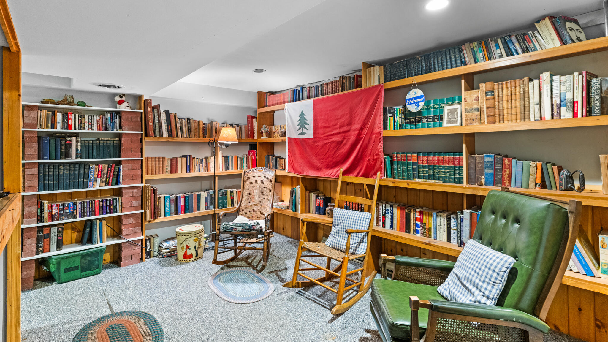 main property photo 30