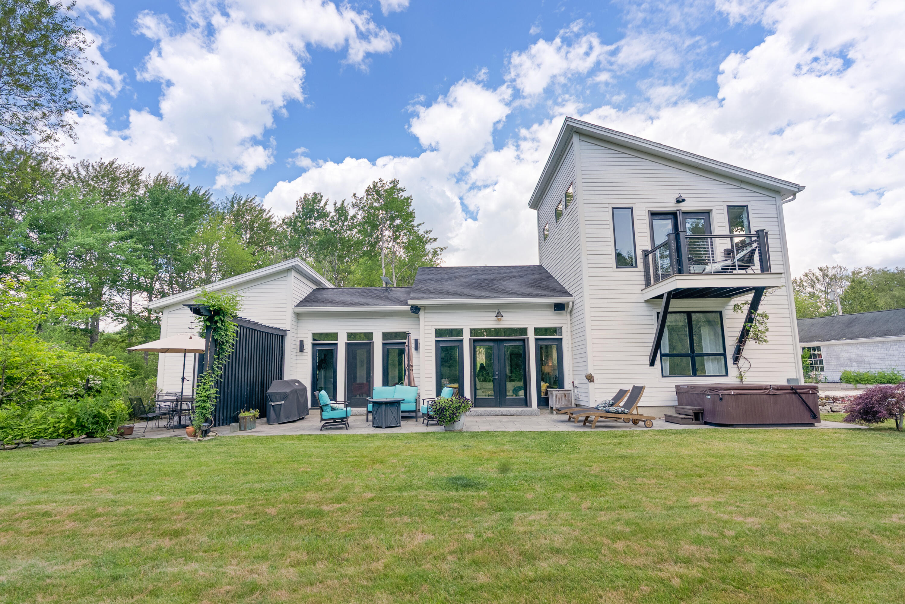 main property photo 66