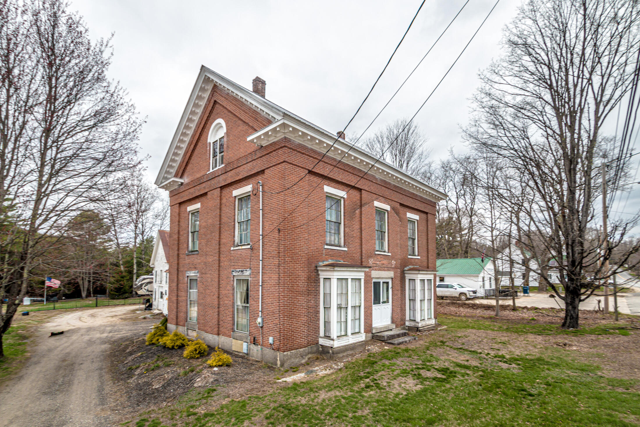 main property photo 10