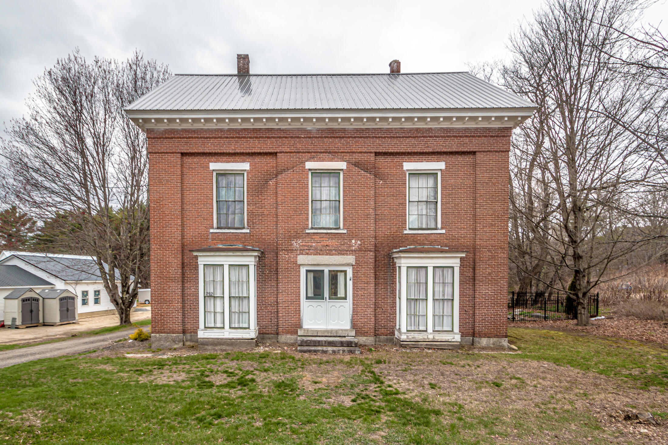 main property photo 2