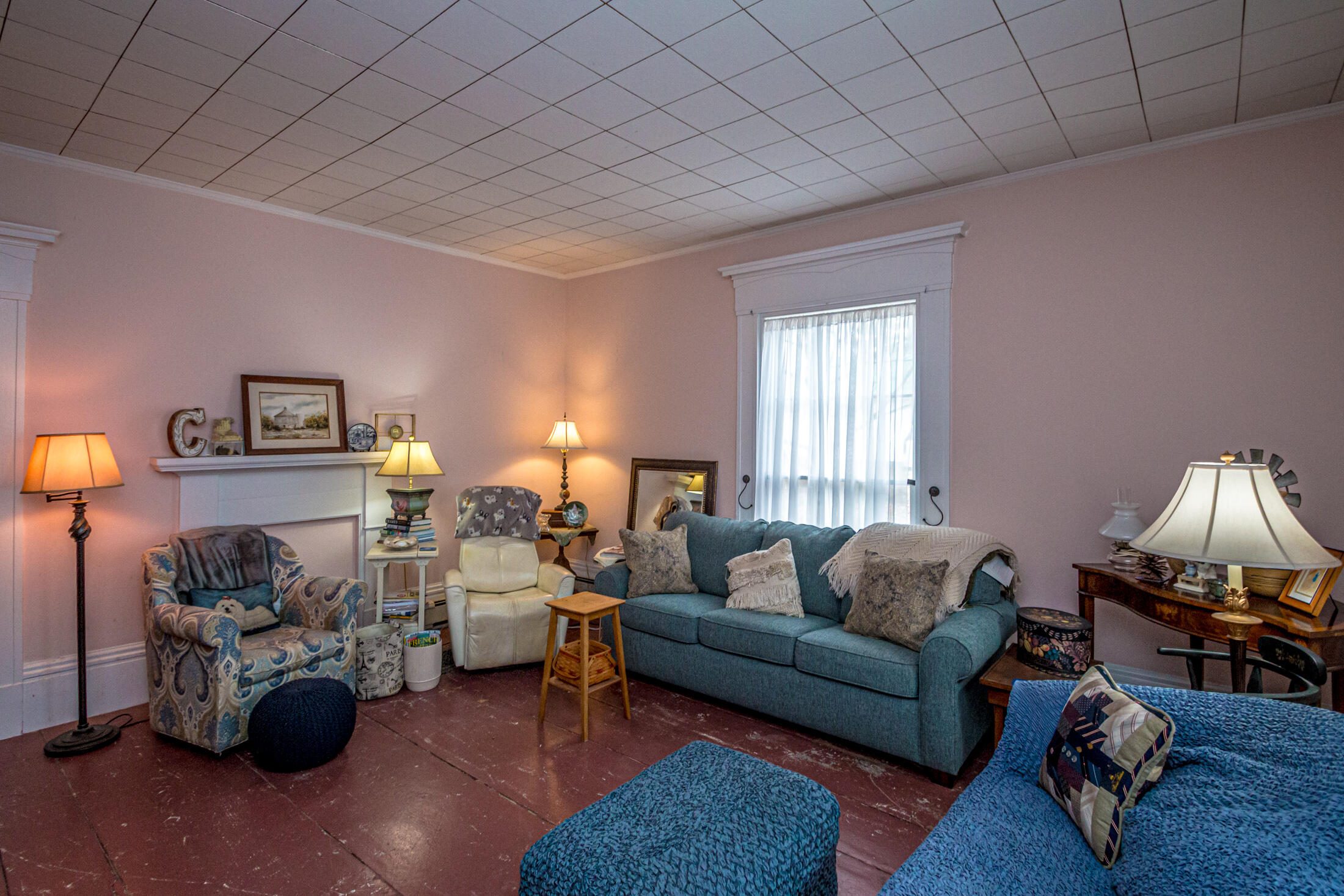 main property photo 28