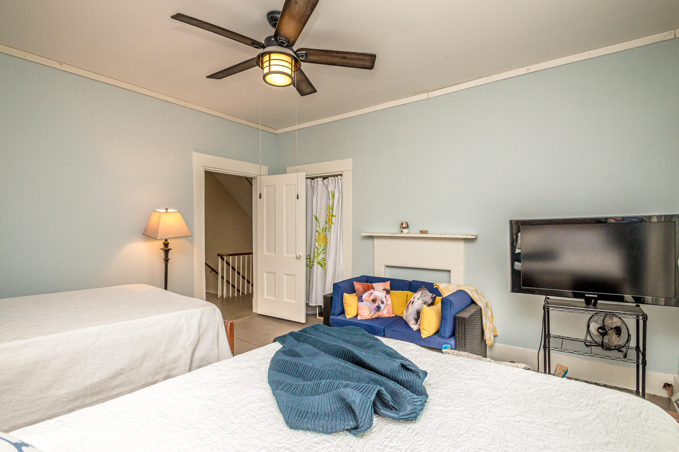 main property photo 35